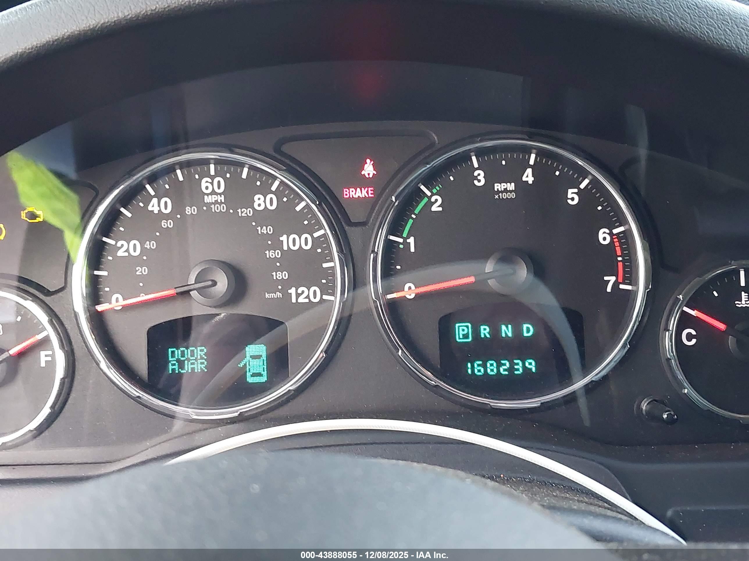 JEEP LIBERTY image 7