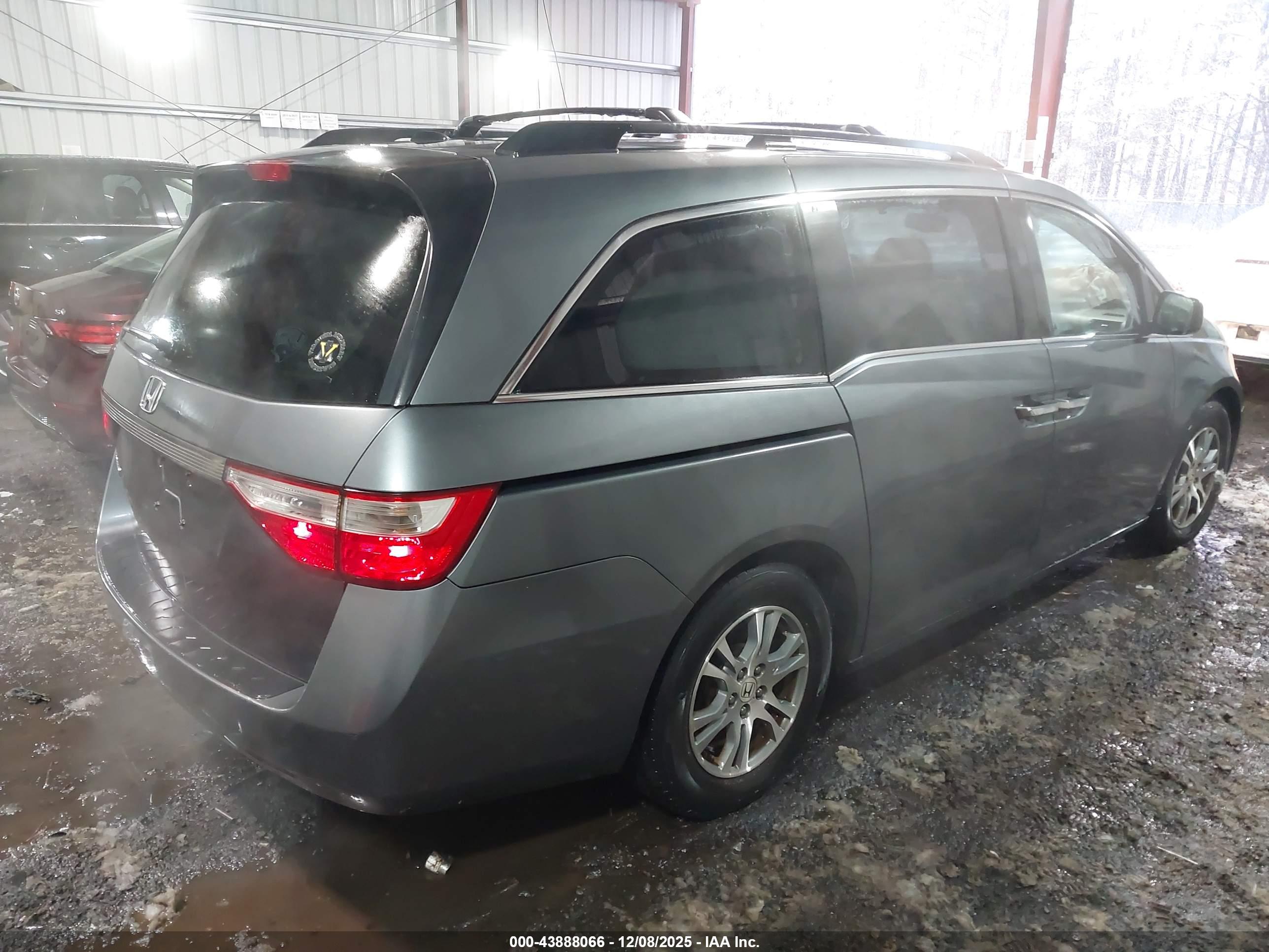 HONDA ODYSSEY image 4