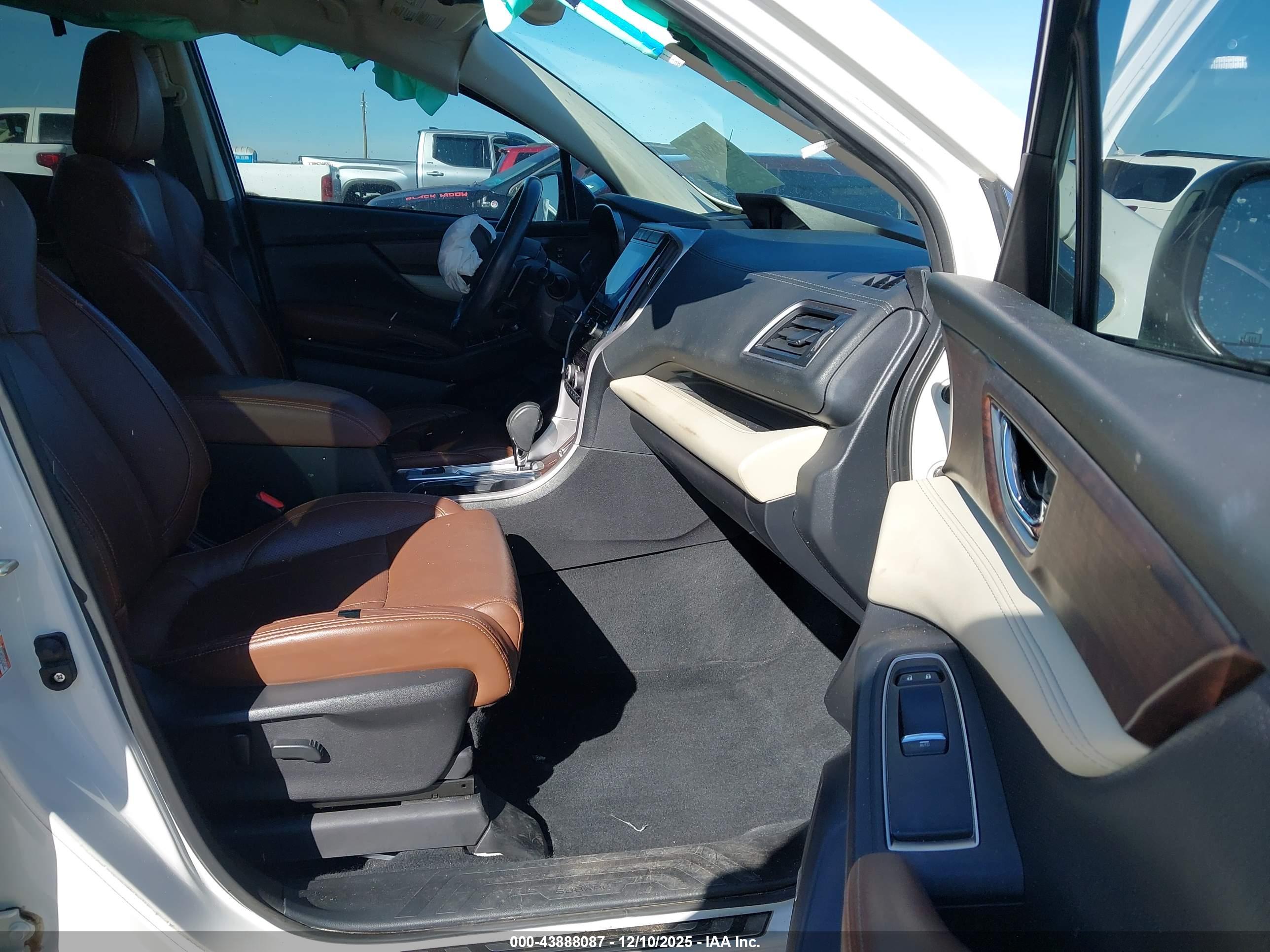 SUBARU ASCENT image 5