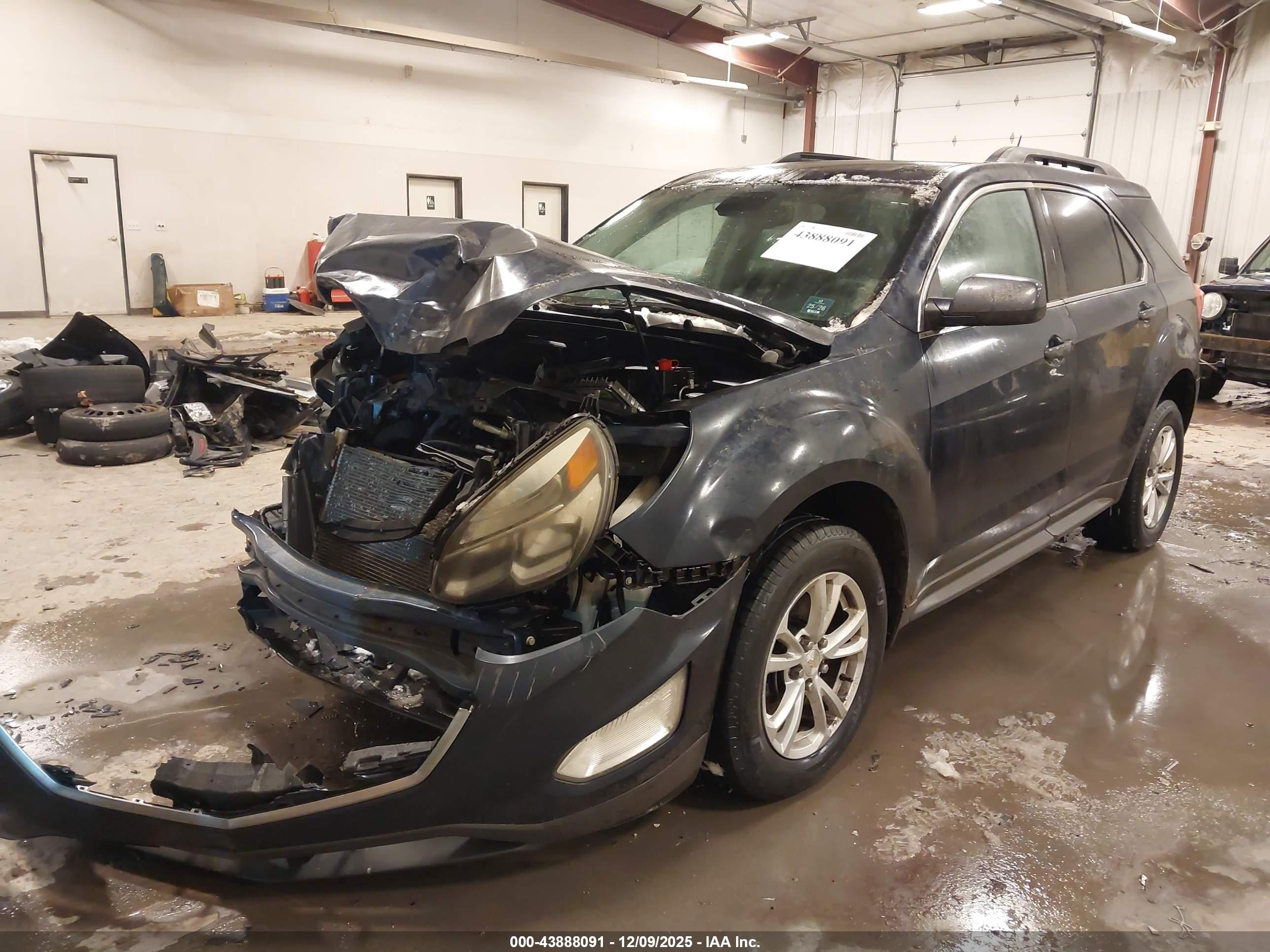 CHEVROLET EQUINOX image 2