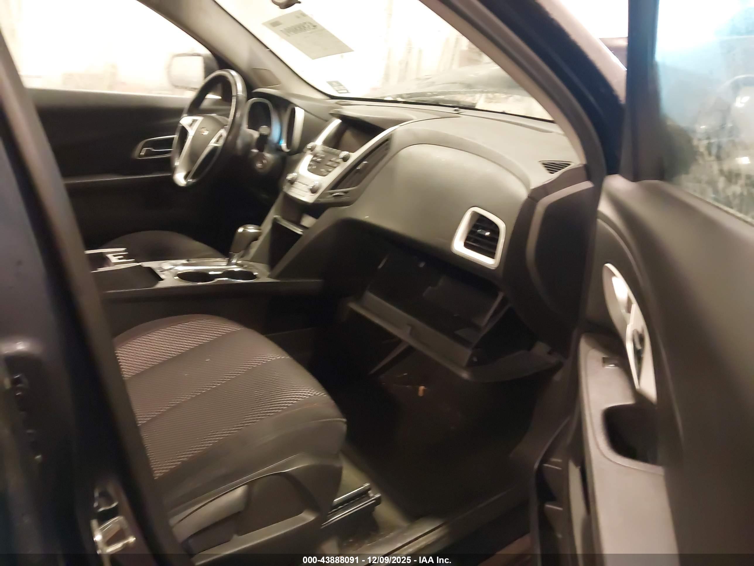 CHEVROLET EQUINOX image 5