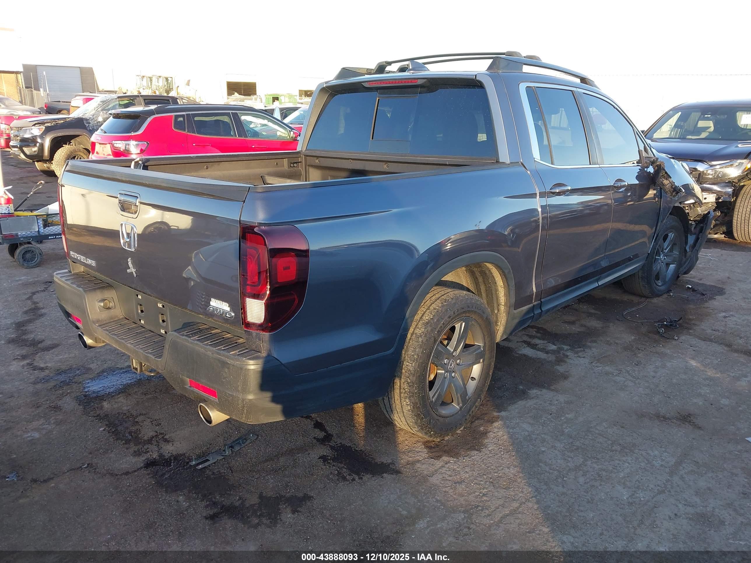 HONDA RIDGELINE image 4