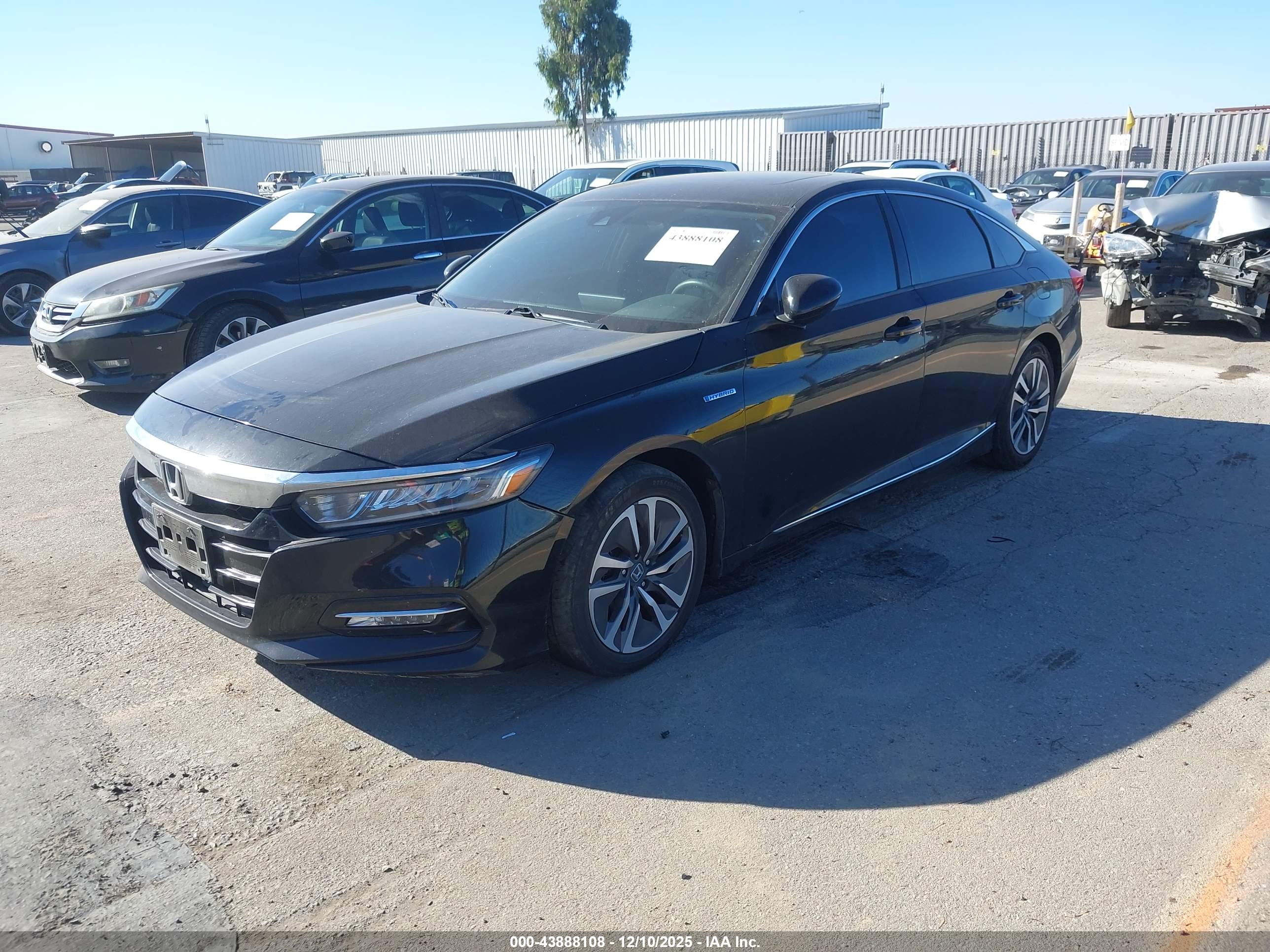 HONDA ACCORD image 2