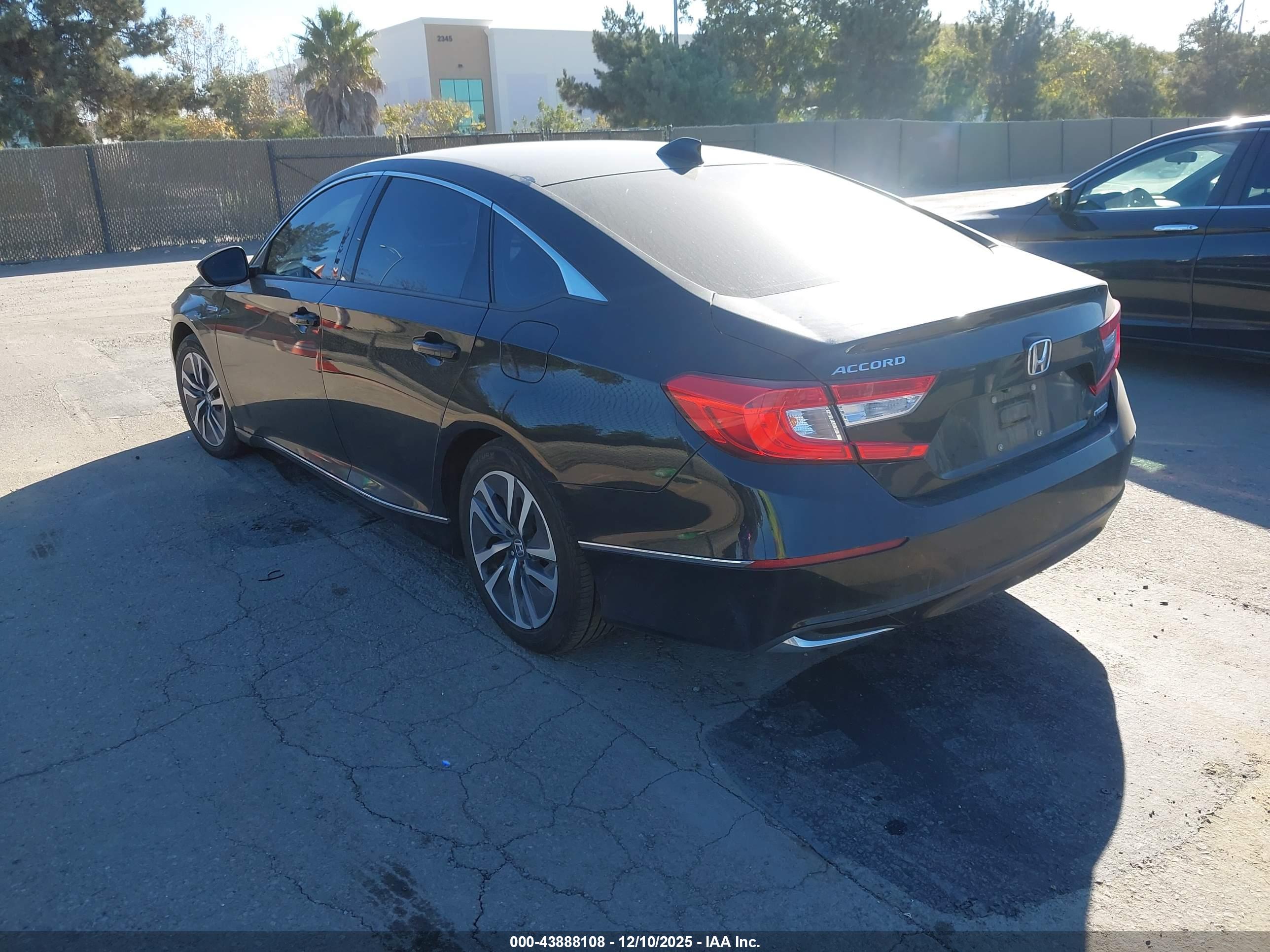 HONDA ACCORD image 3