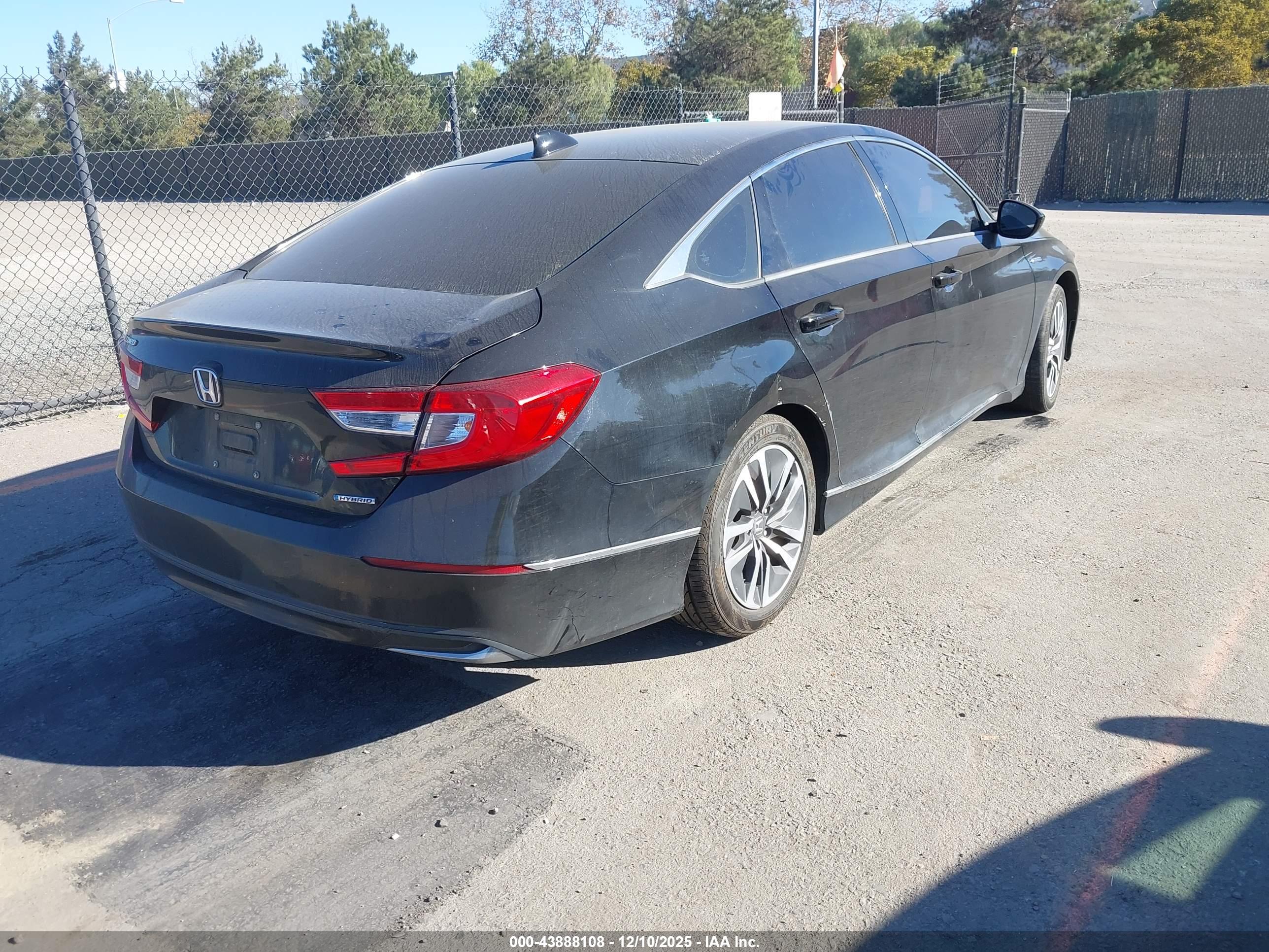 HONDA ACCORD image 4