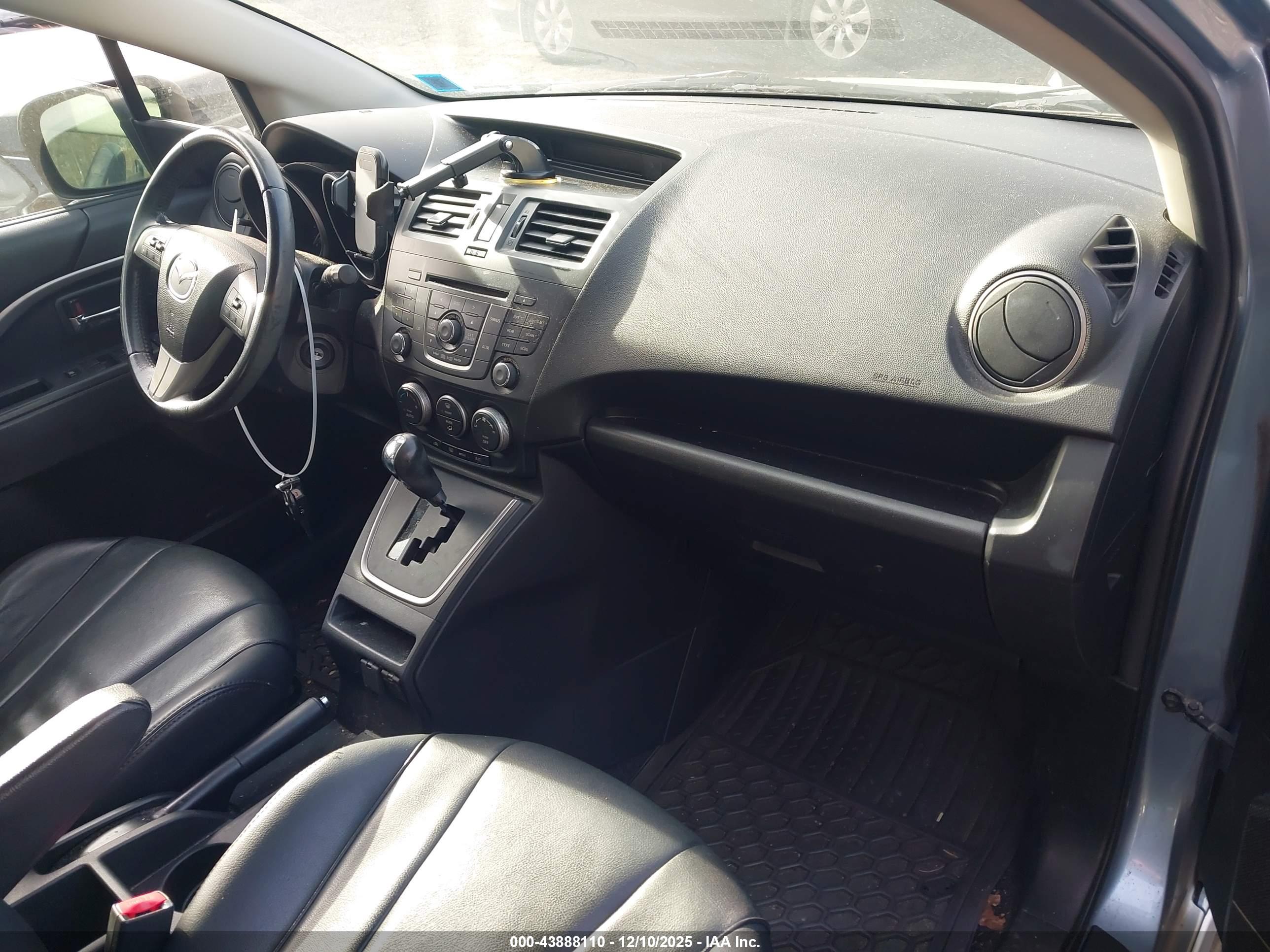 MAZDA MAZDA5 image 5