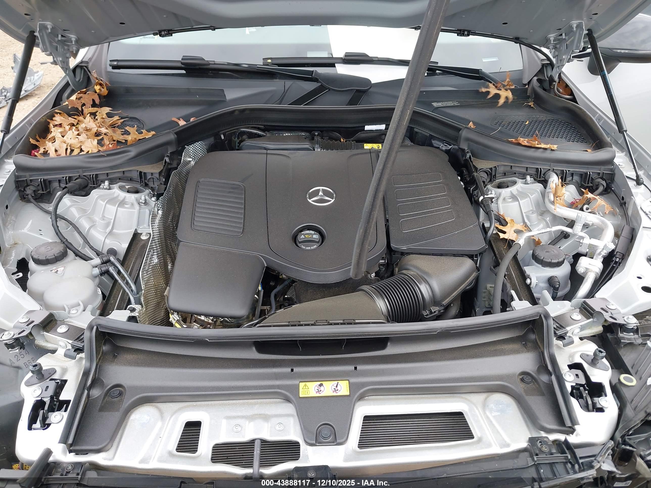 MERCEDES-BENZ GLC image 10