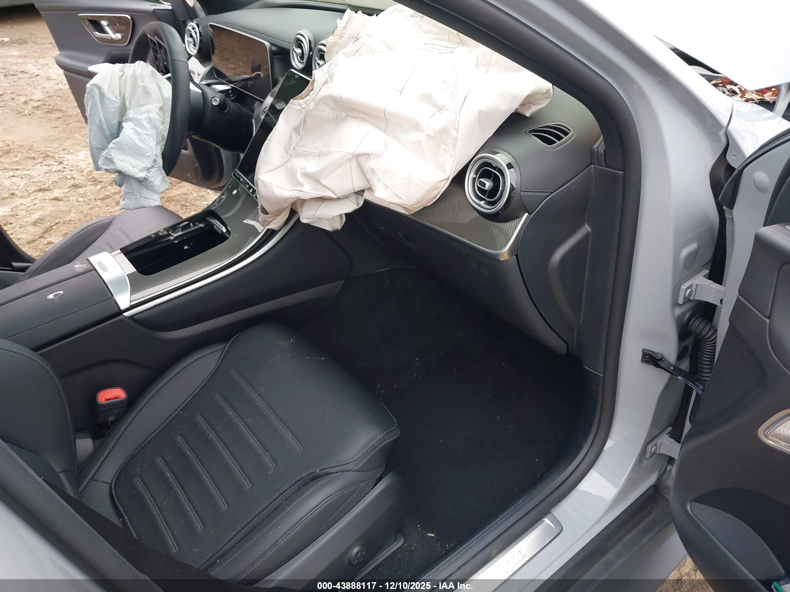 MERCEDES-BENZ GLC image 5