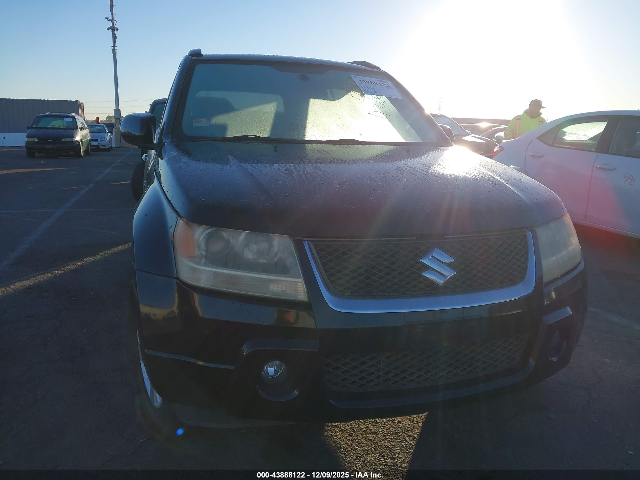 SUZUKI GRAND image 6