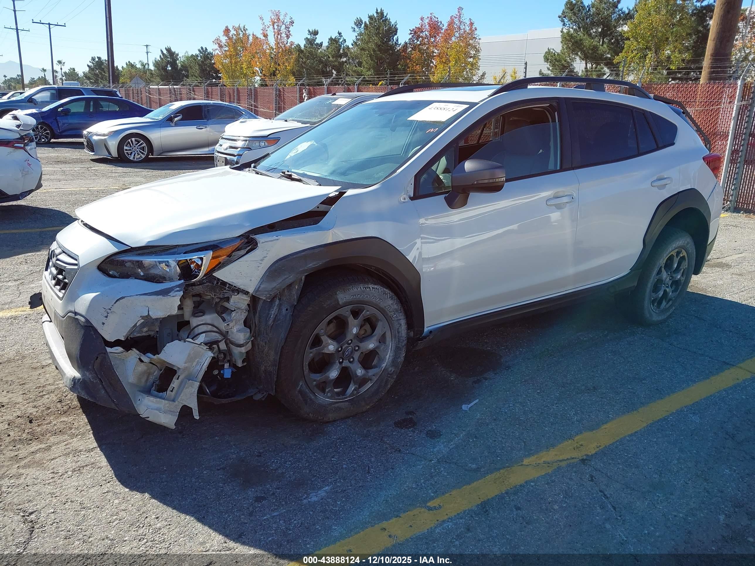SUBARU CROSSTREK image 2