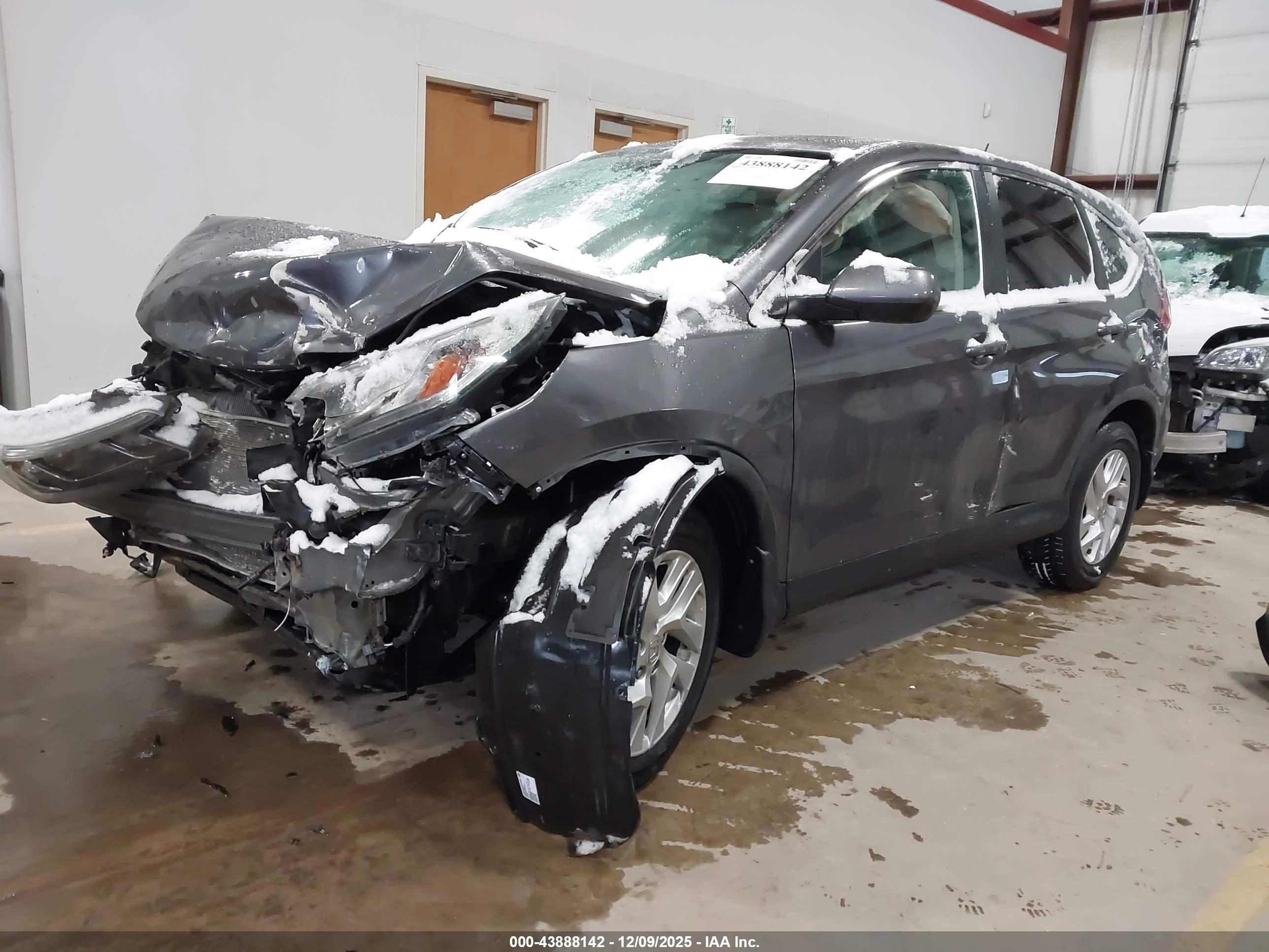 HONDA CR-V image 2