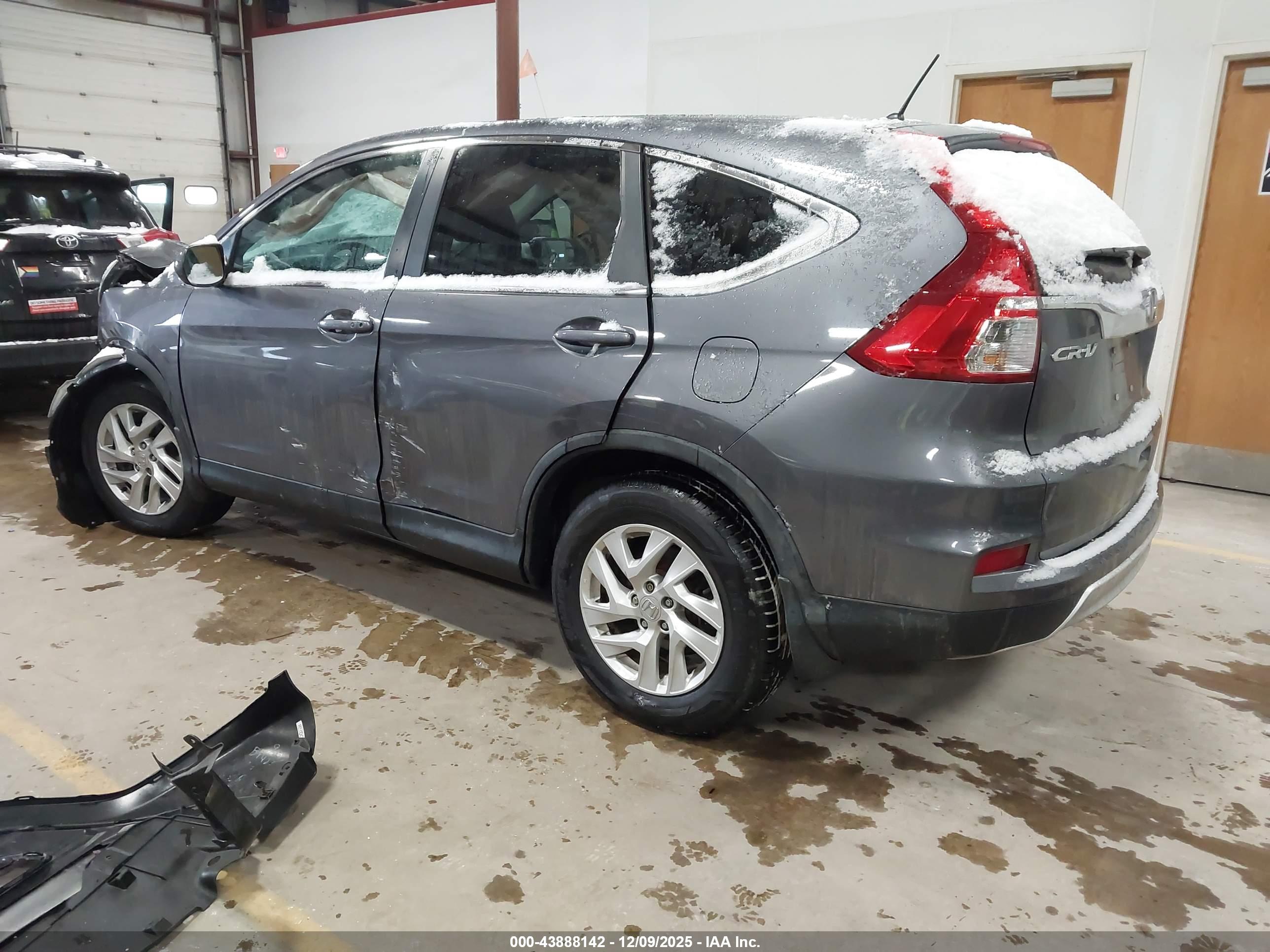 HONDA CR-V image 3