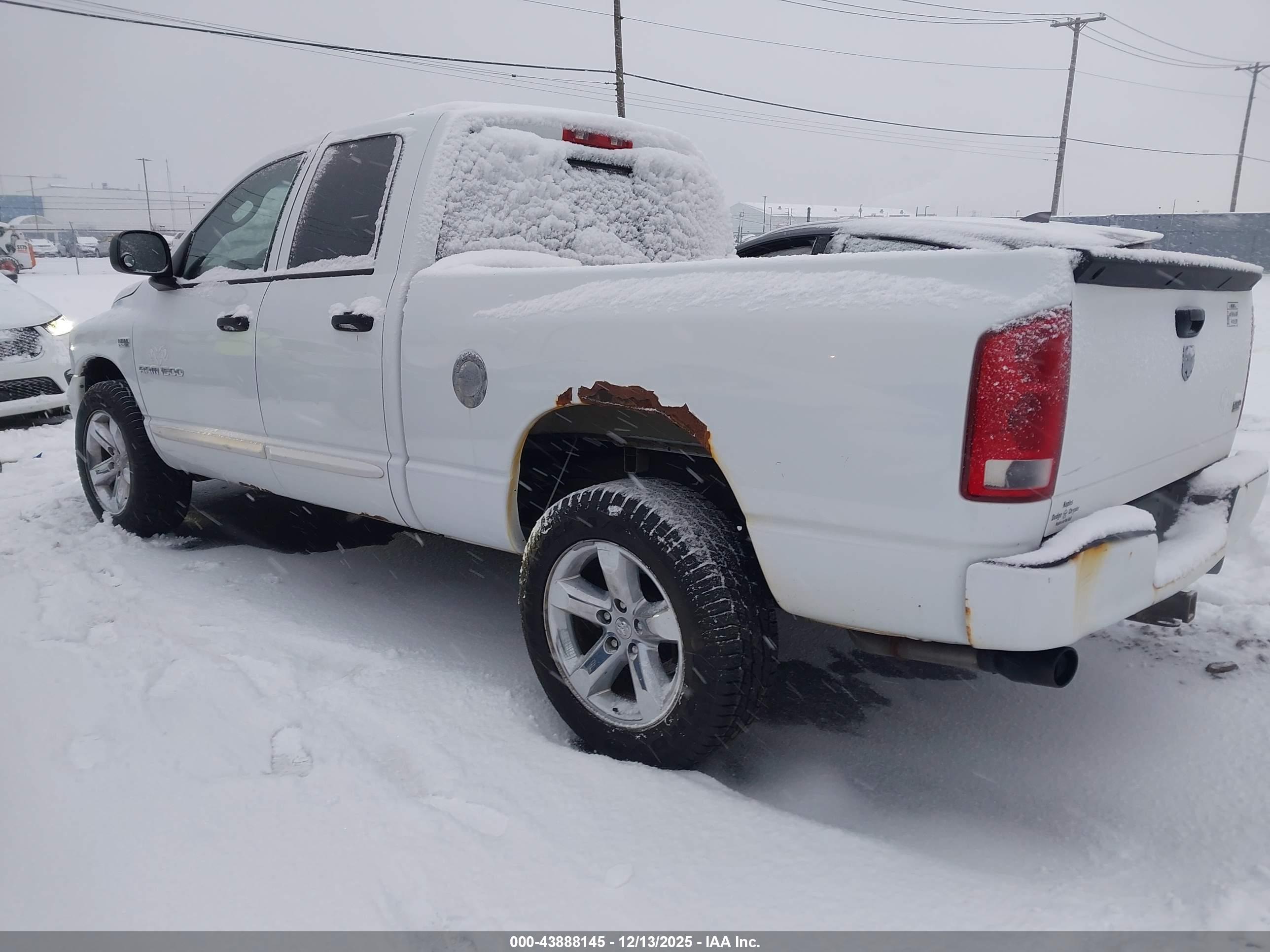 DODGE RAM image 3