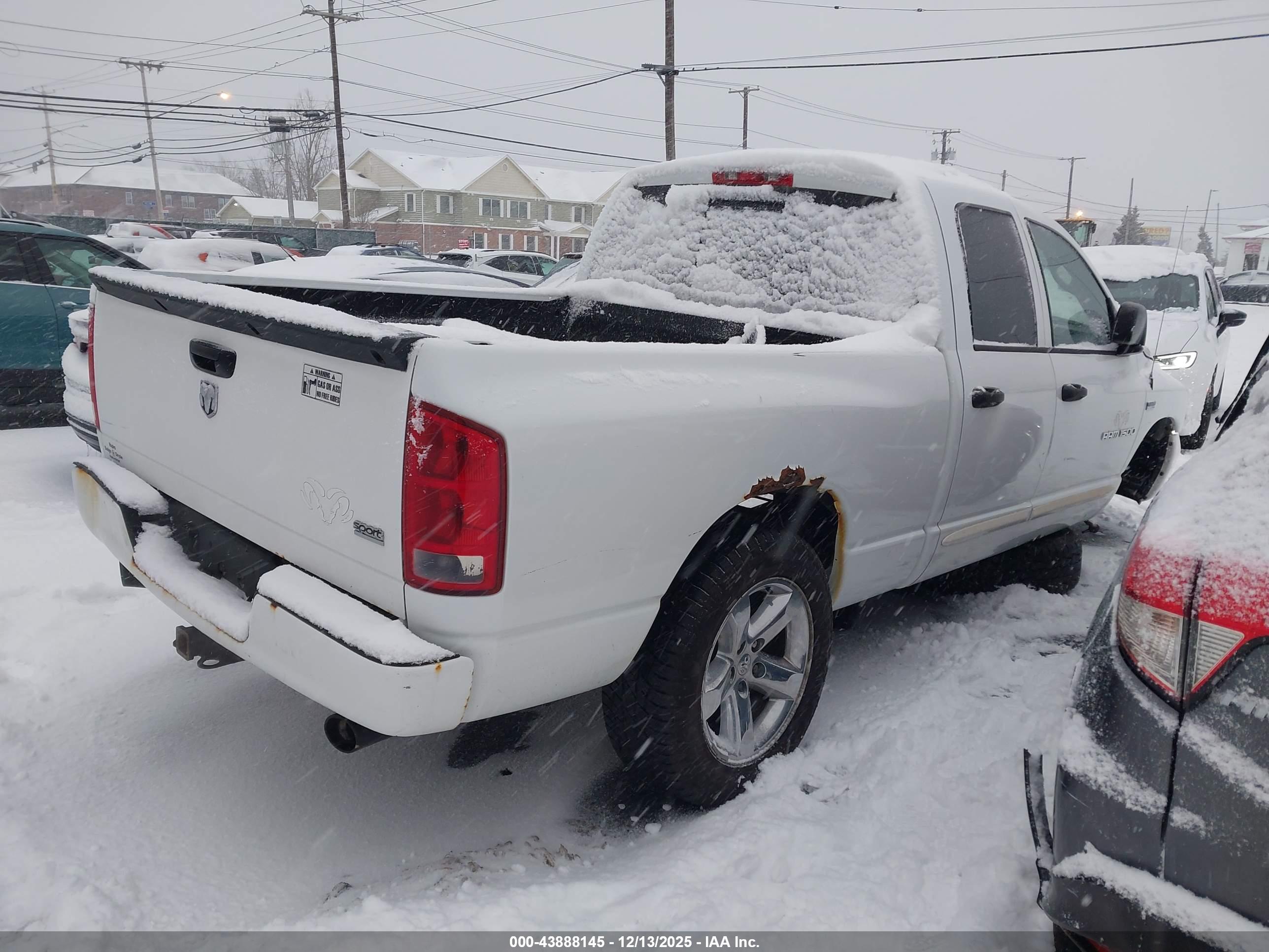 DODGE RAM image 4