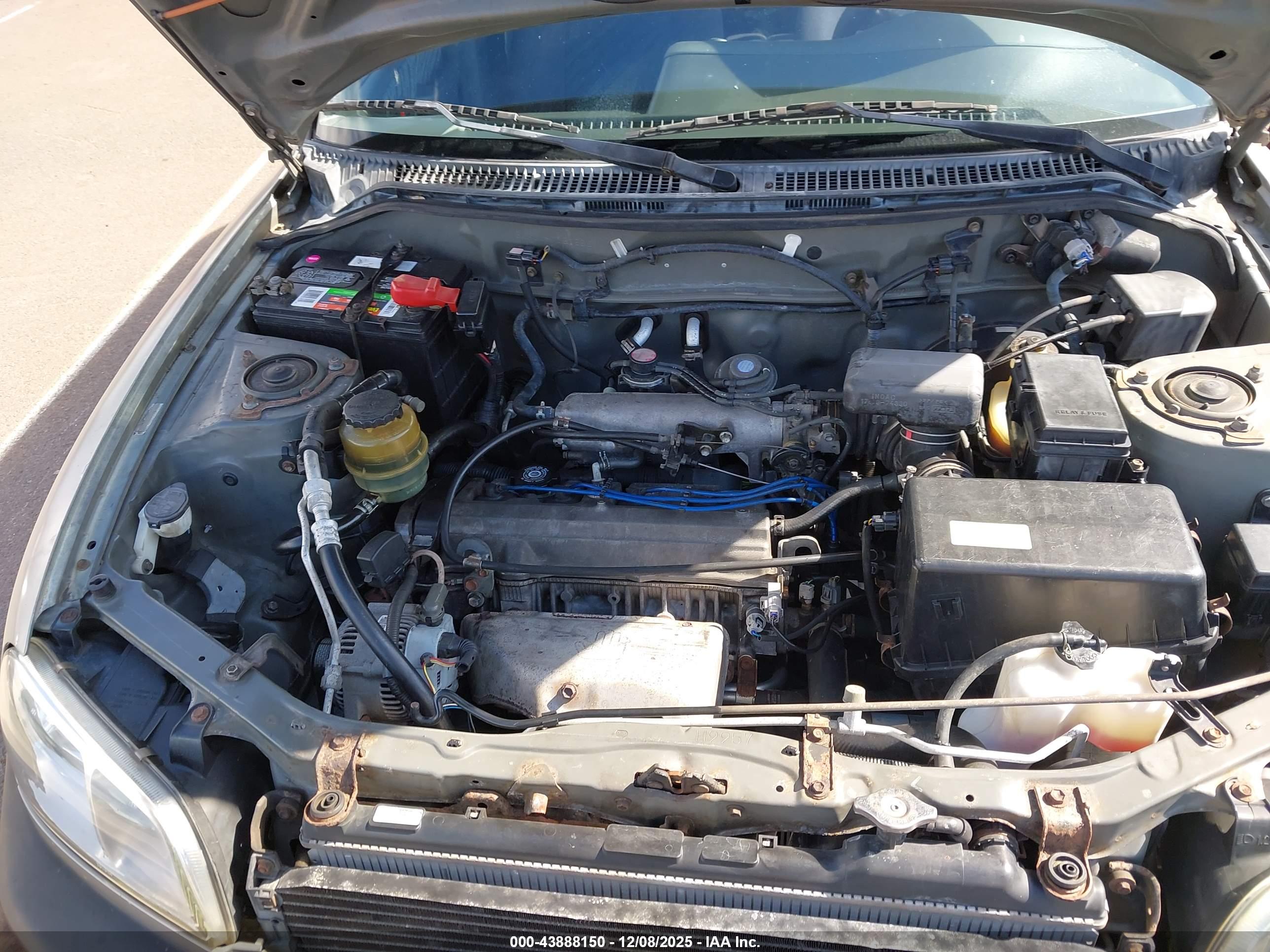 TOYOTA RAV4 image 10