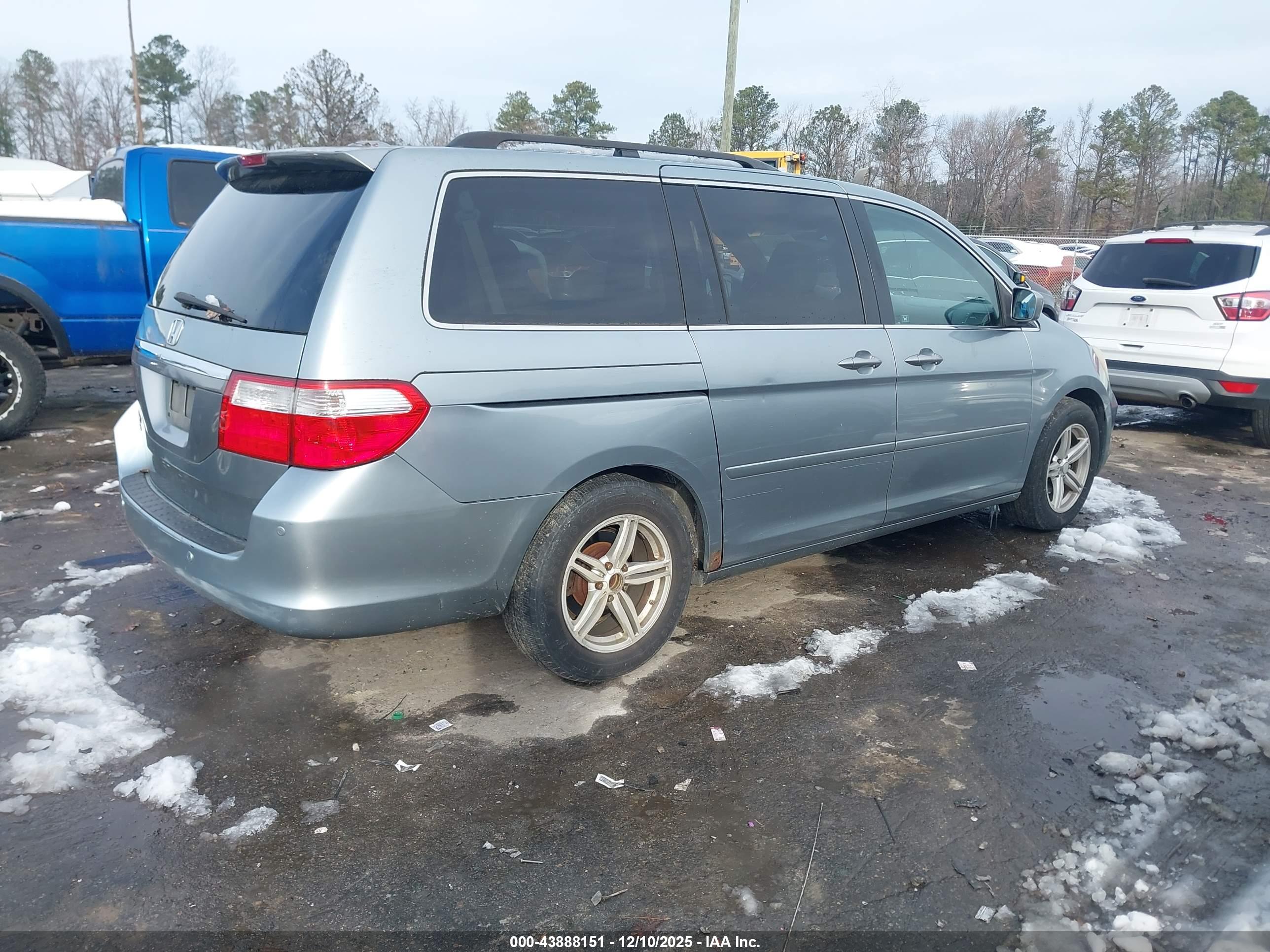 HONDA ODYSSEY image 4