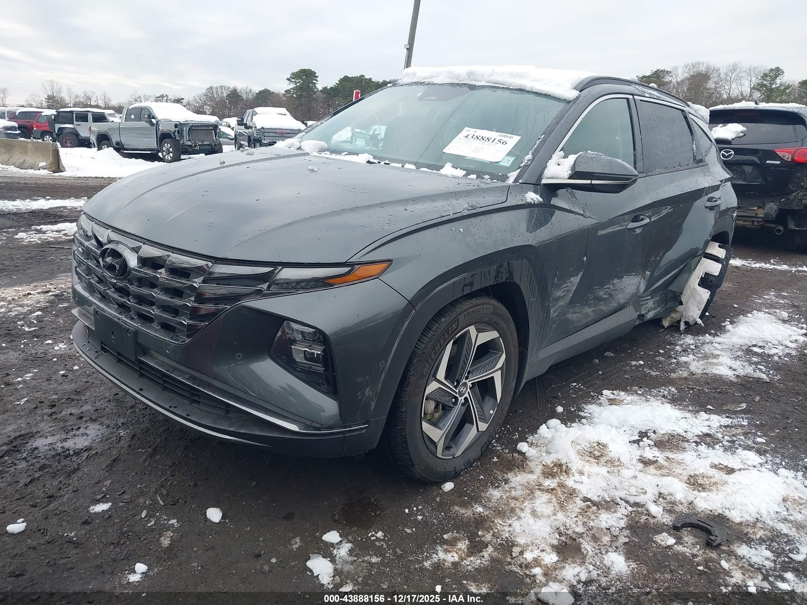 HYUNDAI TUCSON image 2