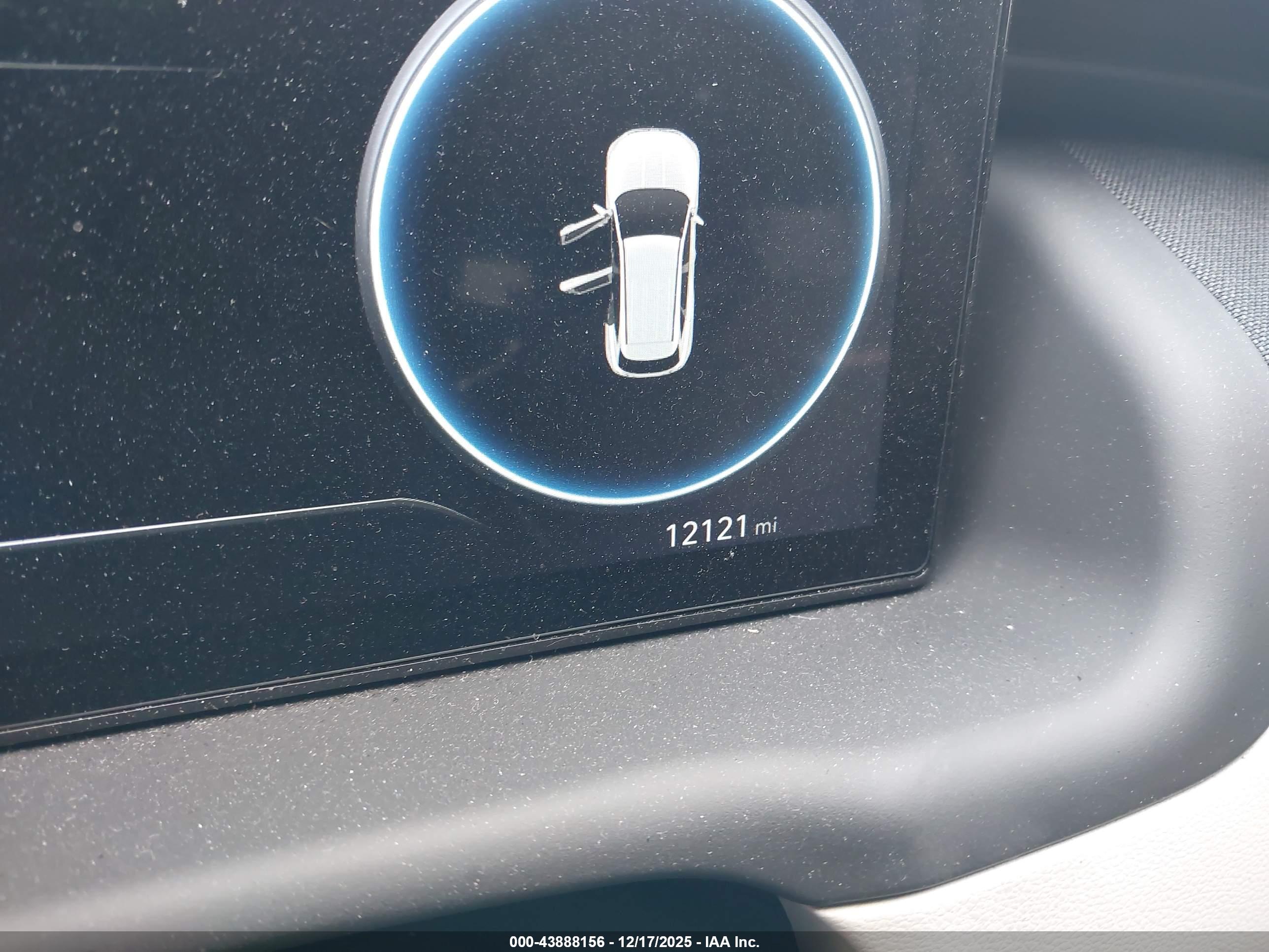 HYUNDAI TUCSON image 7