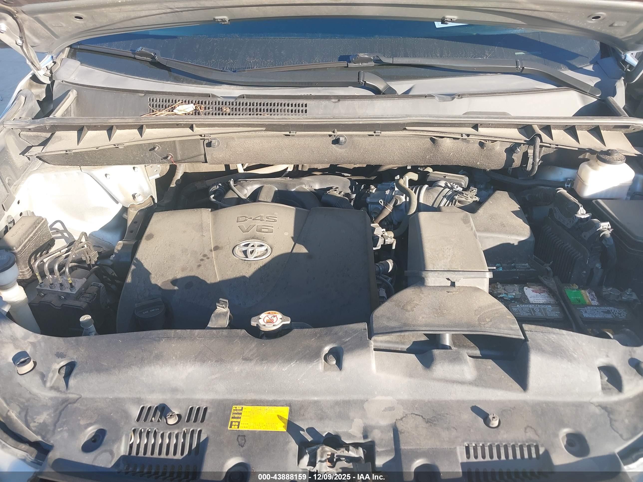 TOYOTA HIGHLANDER image 10