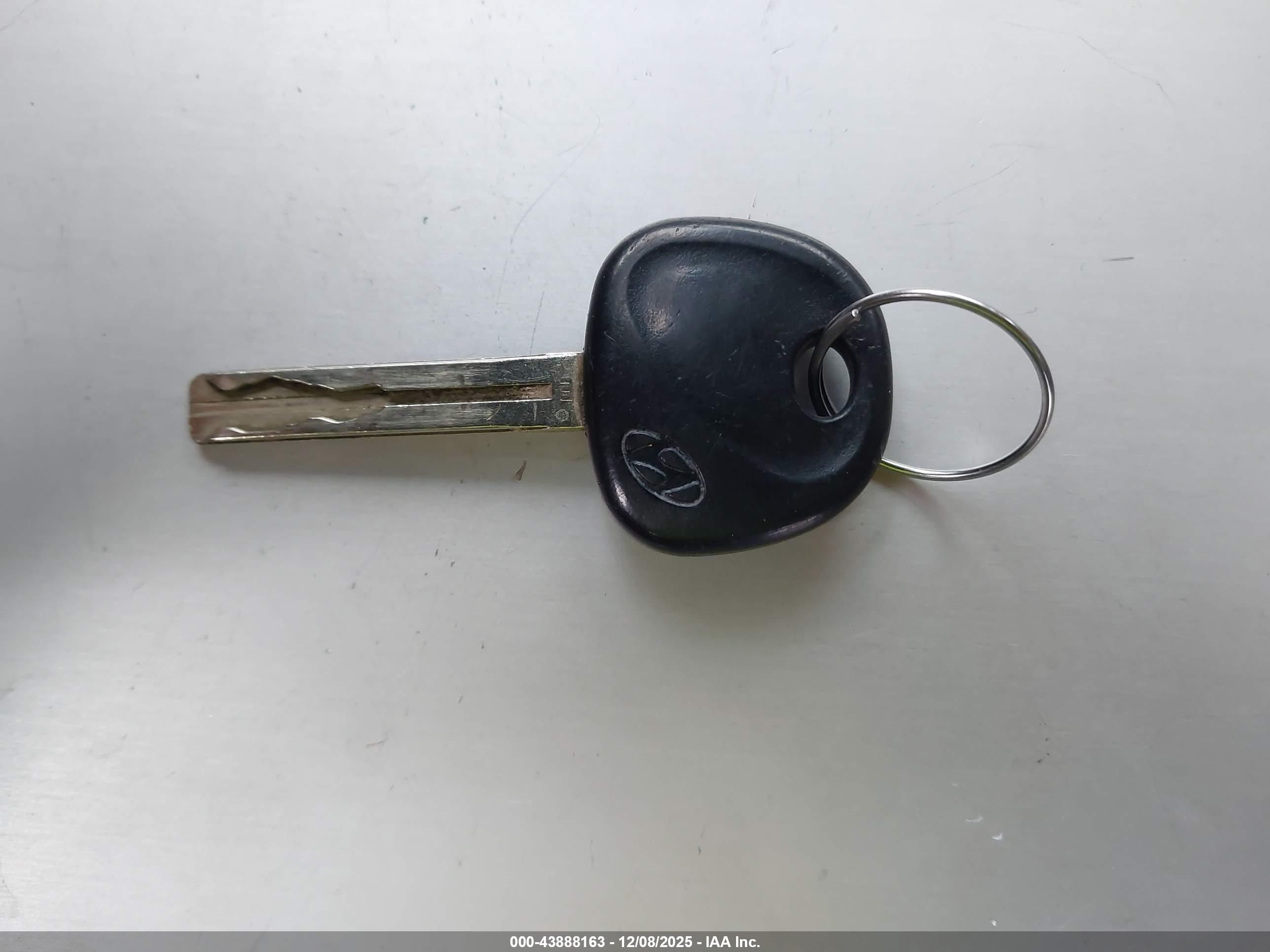 HYUNDAI SONATA image 11