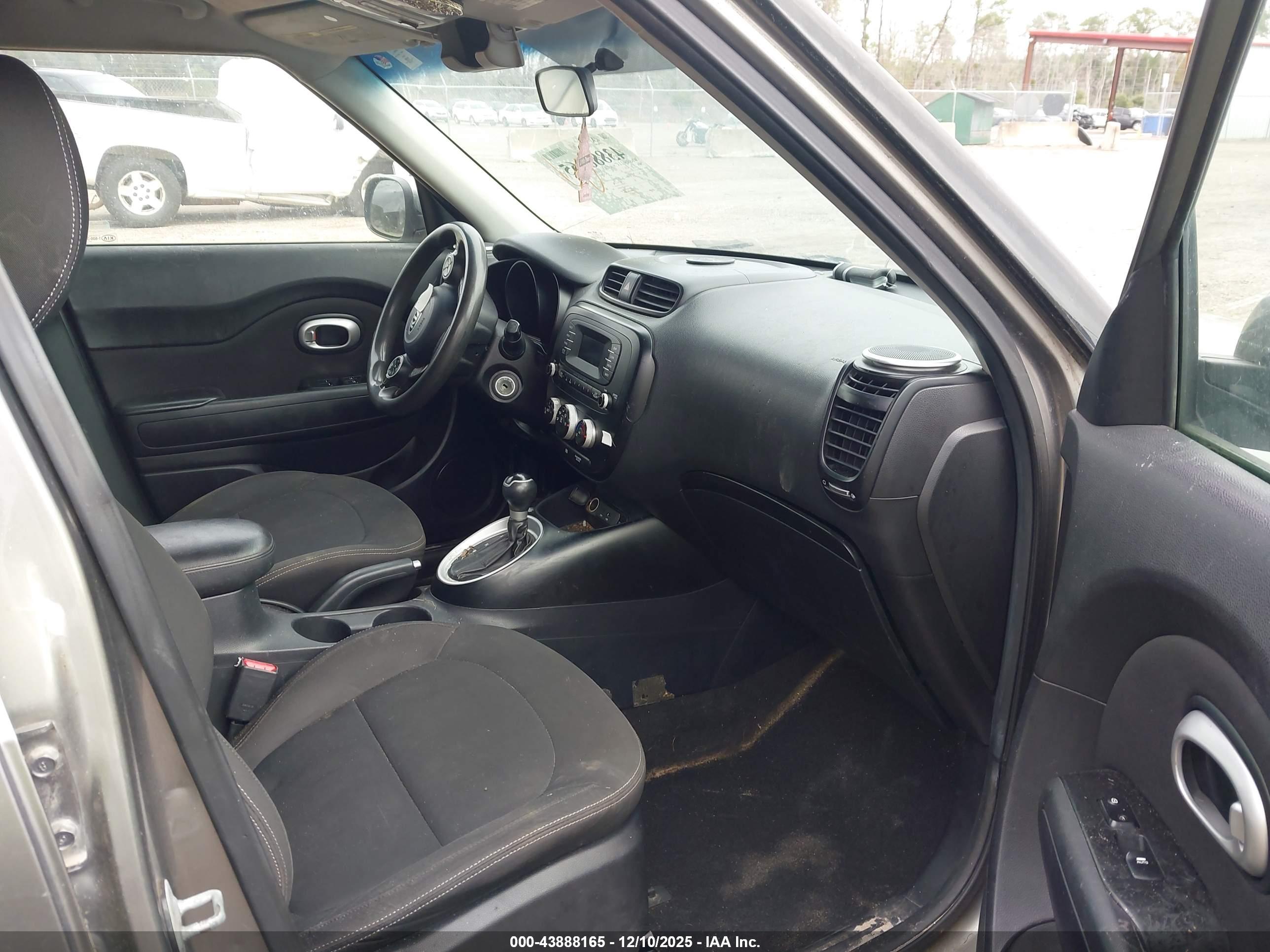 KIA SOUL image 5