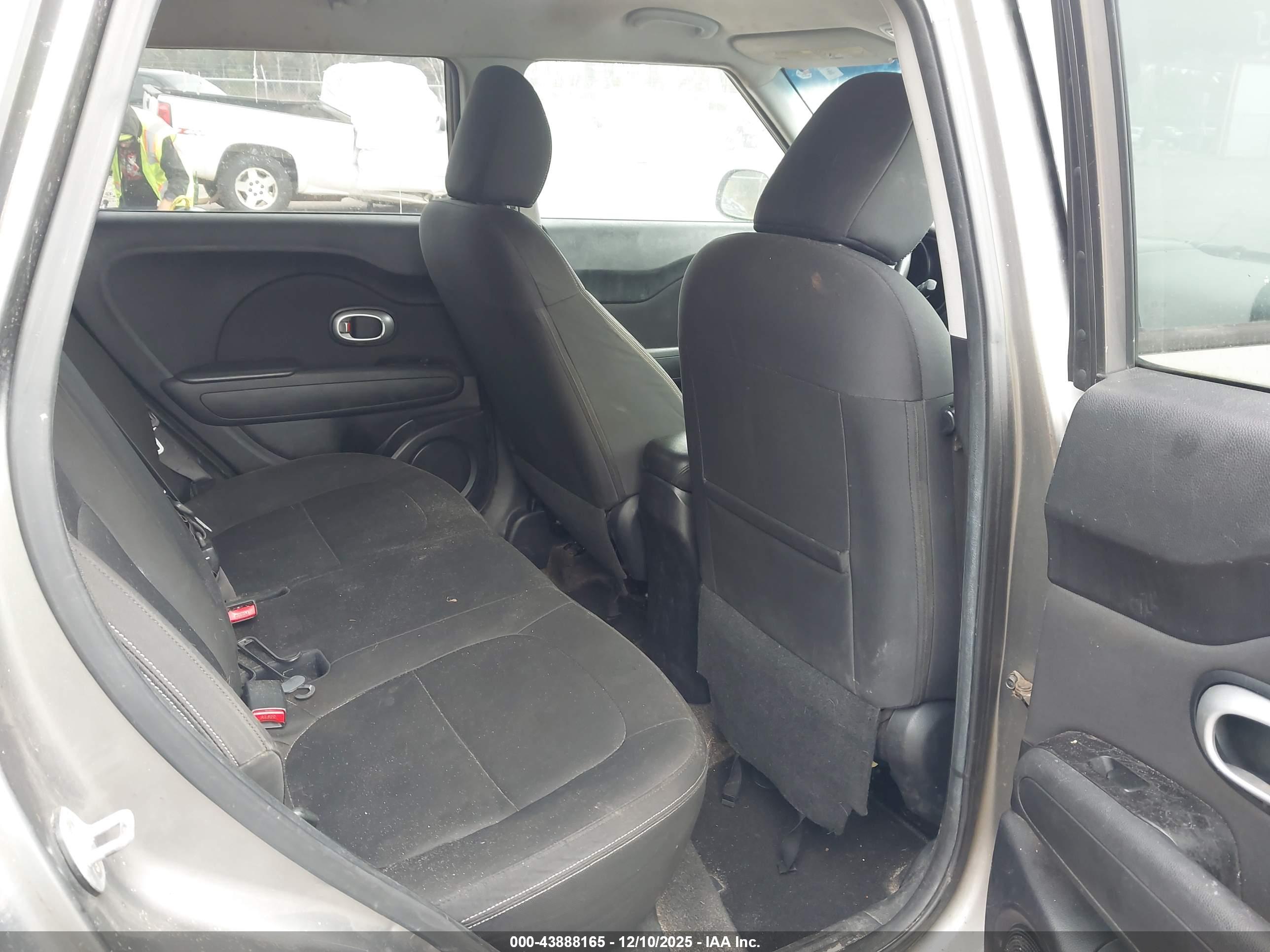 KIA SOUL image 8