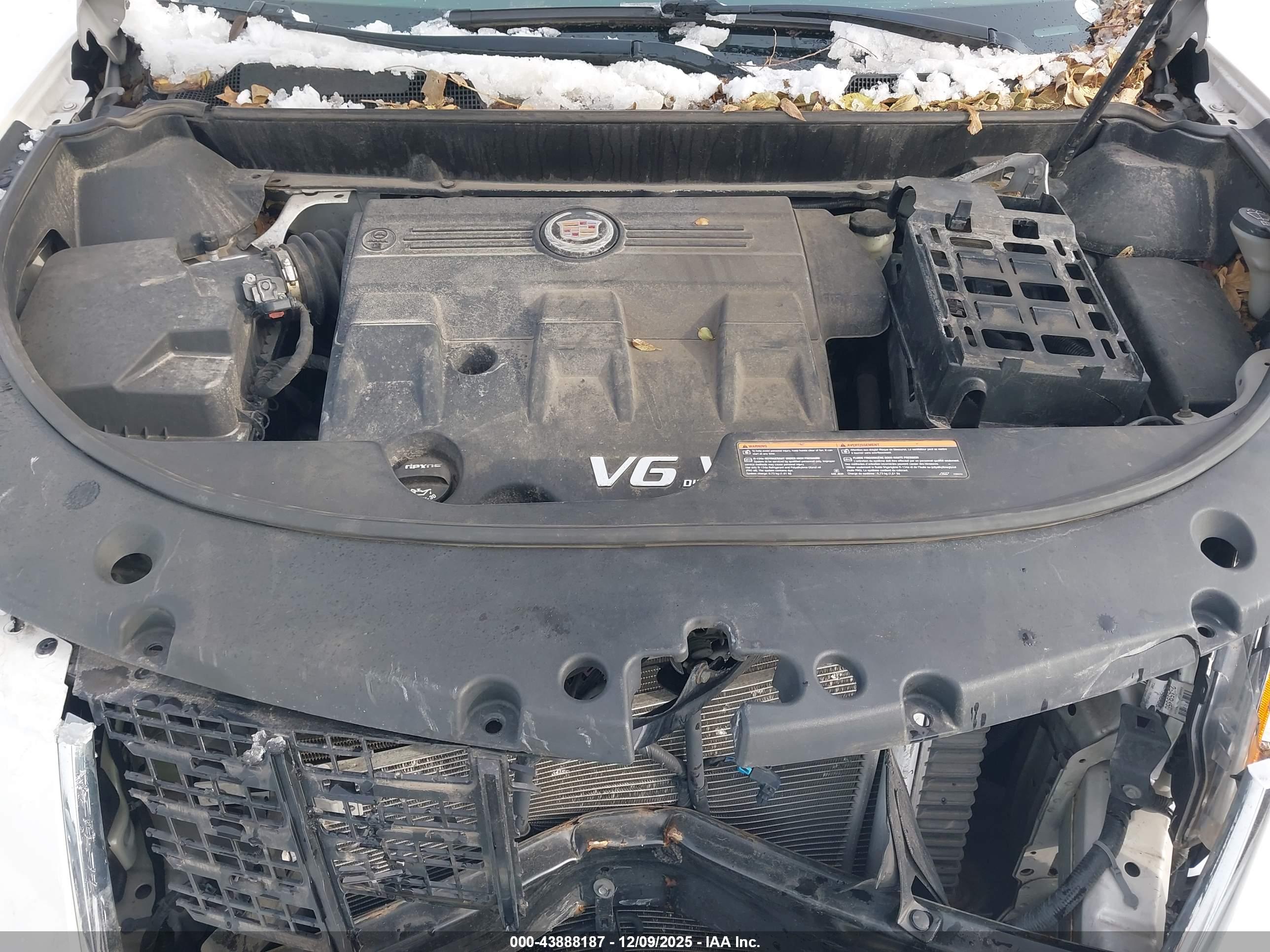 CADILLAC SRX image 10