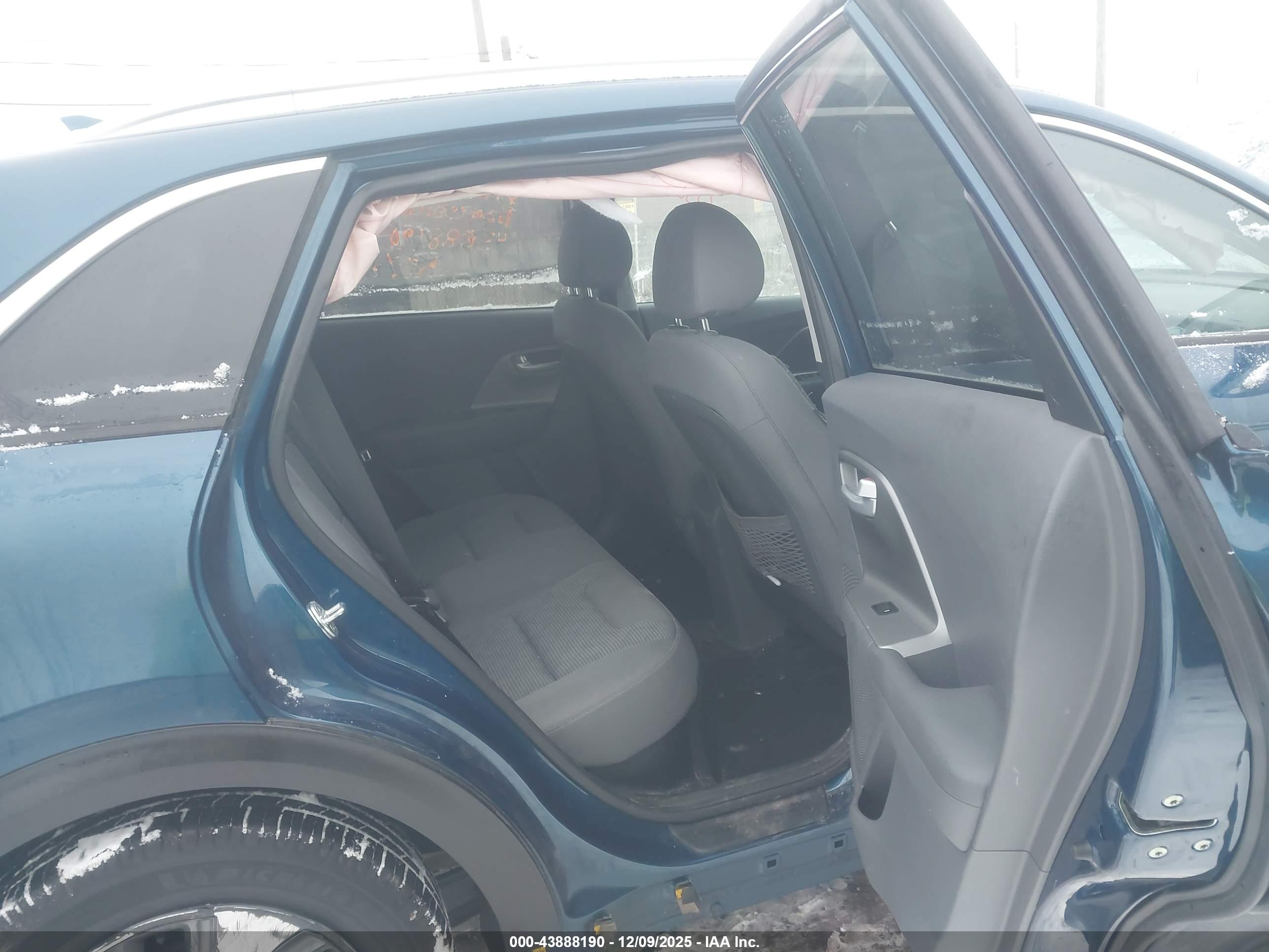 KIA NIRO image 8