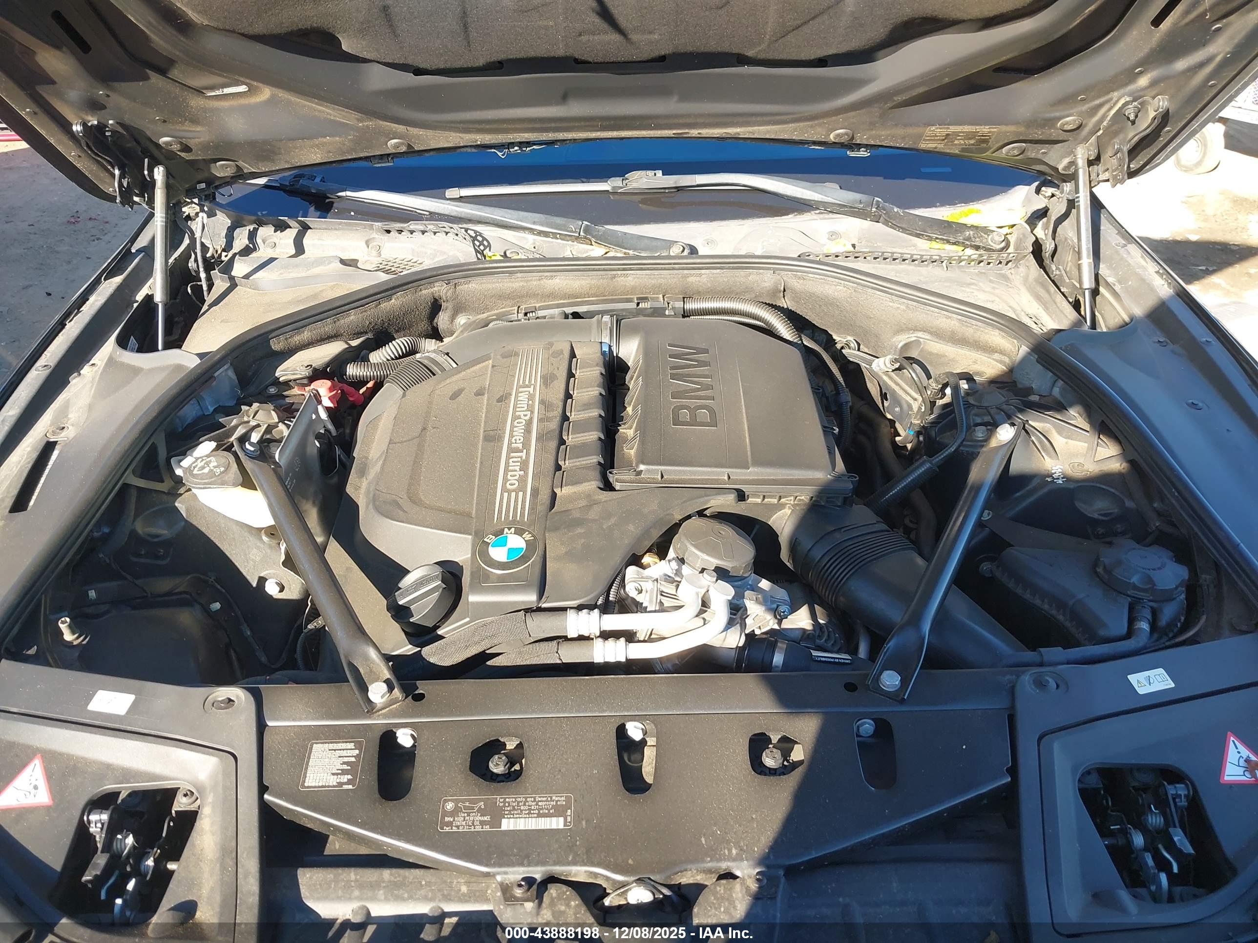 BMW 535I image 10