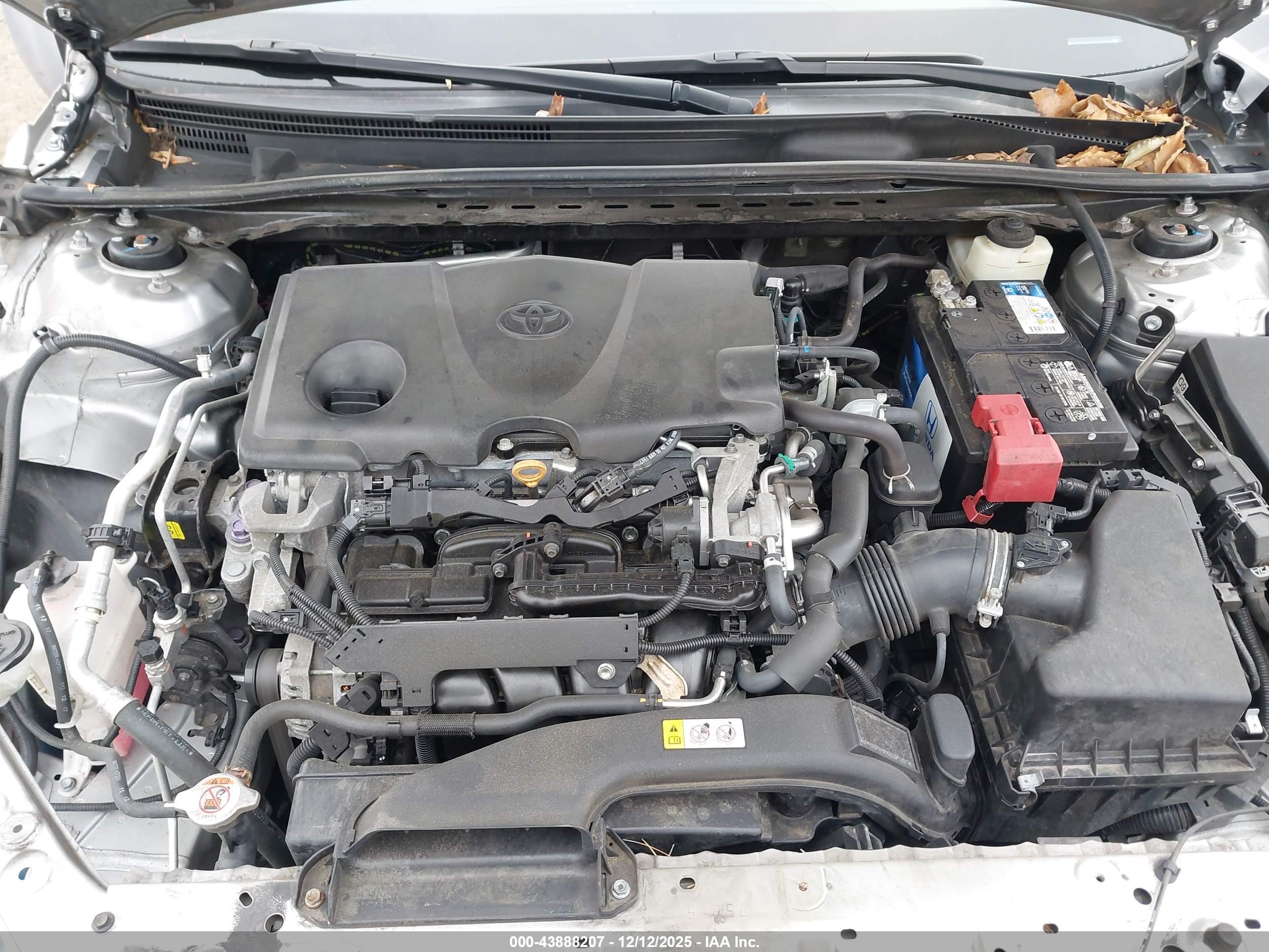 TOYOTA CAMRY image 10