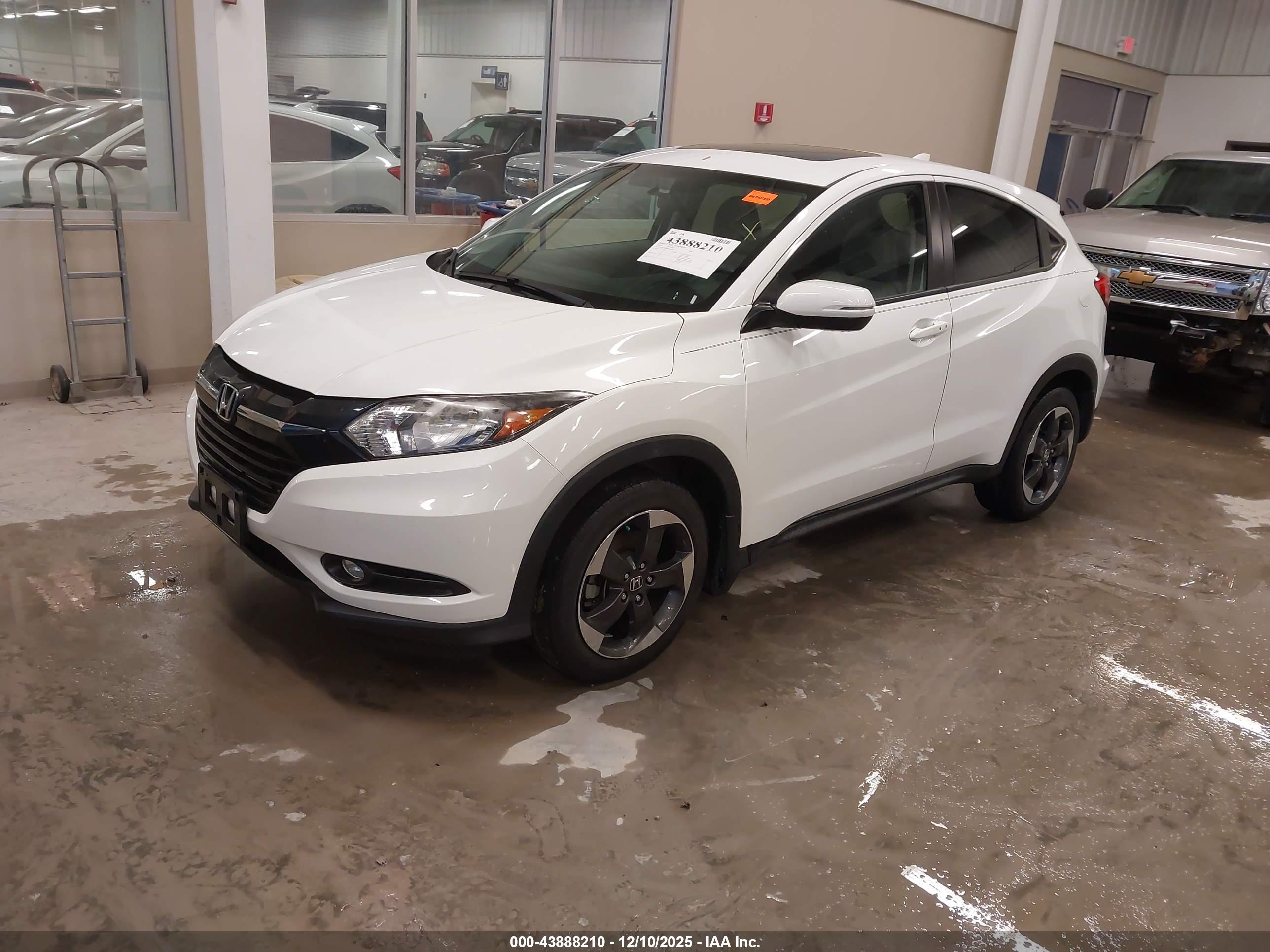 HONDA HR-V image 2
