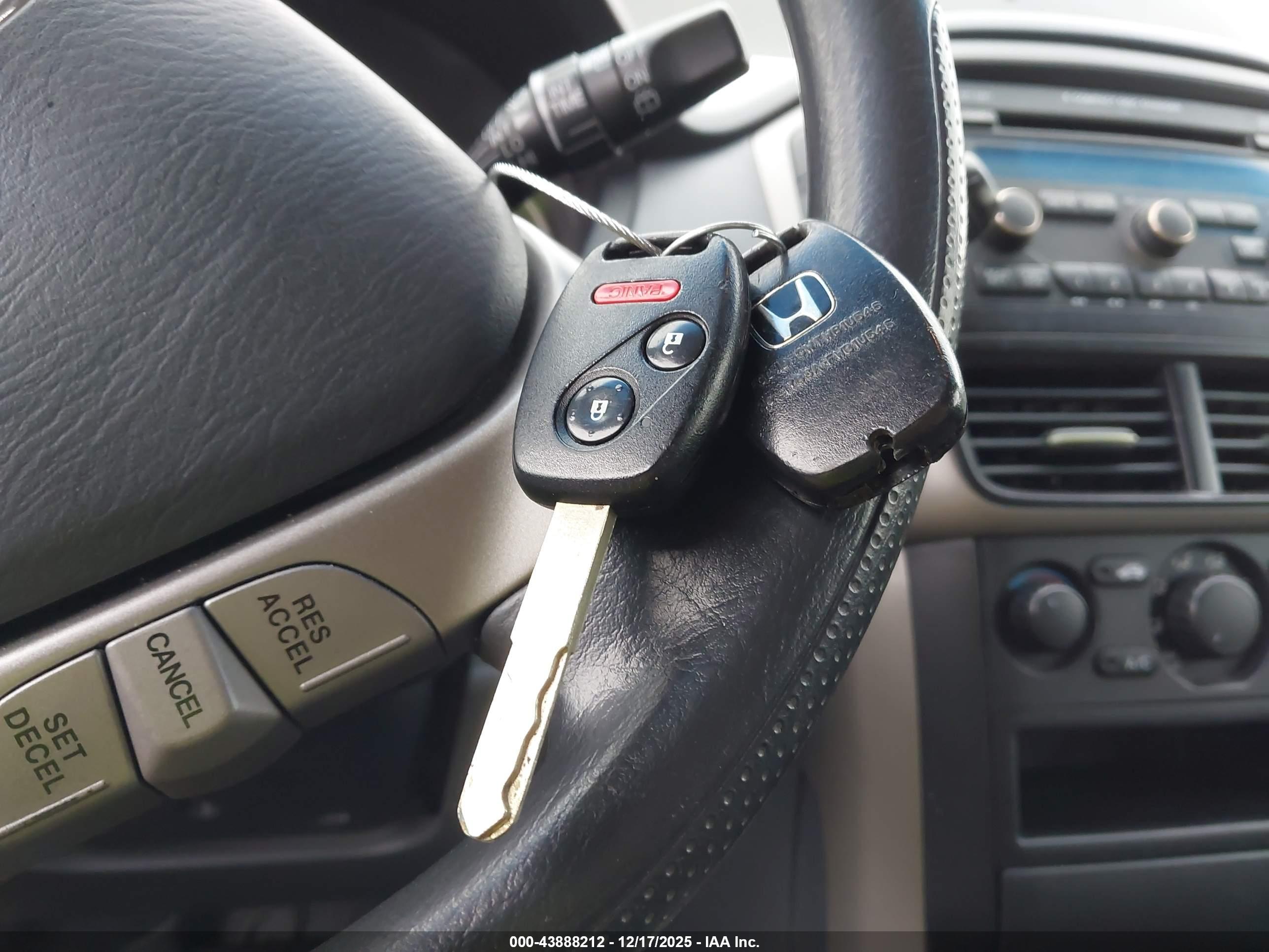 HONDA PILOT image 11
