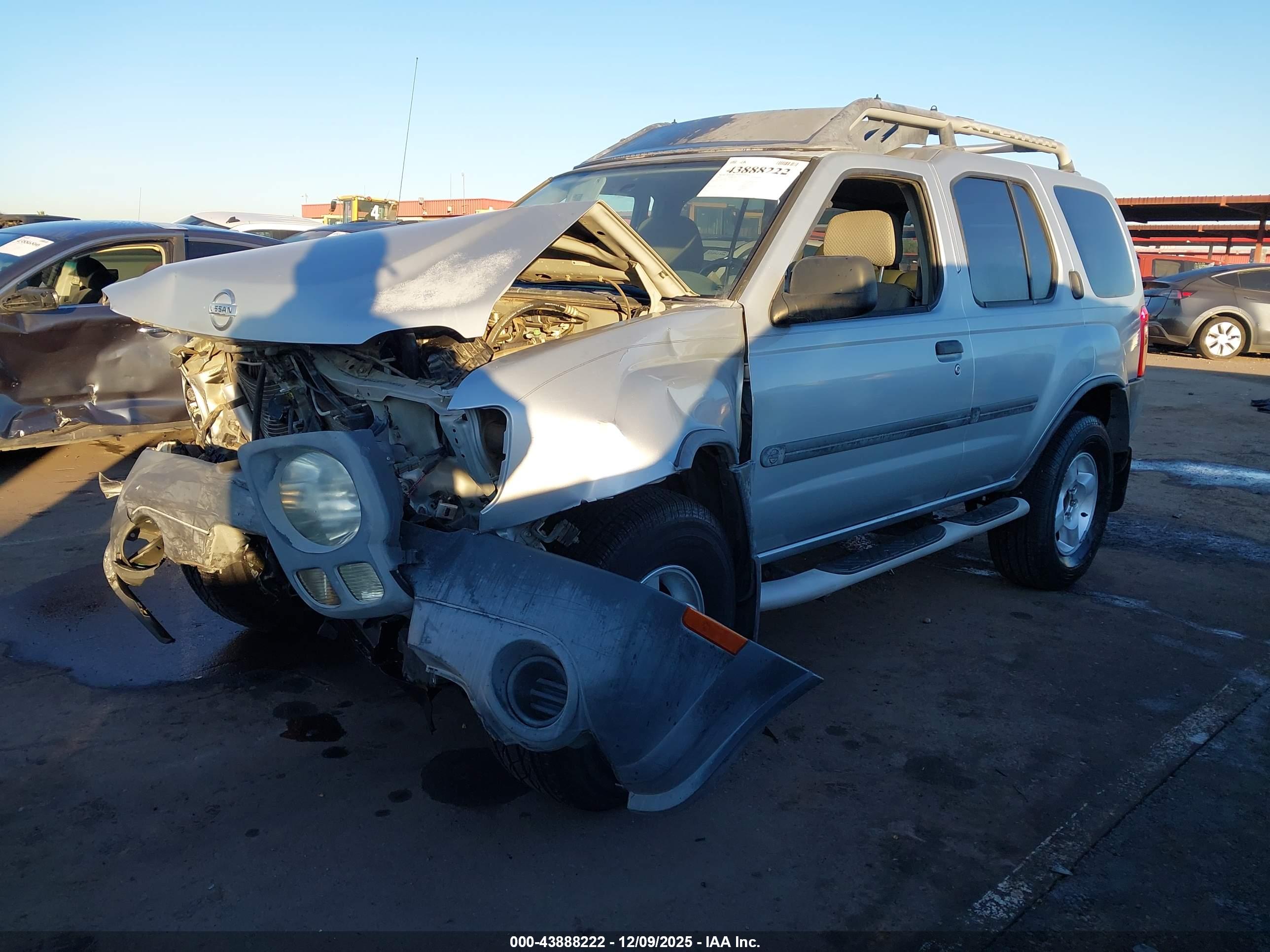 NISSAN XTERRA image 2