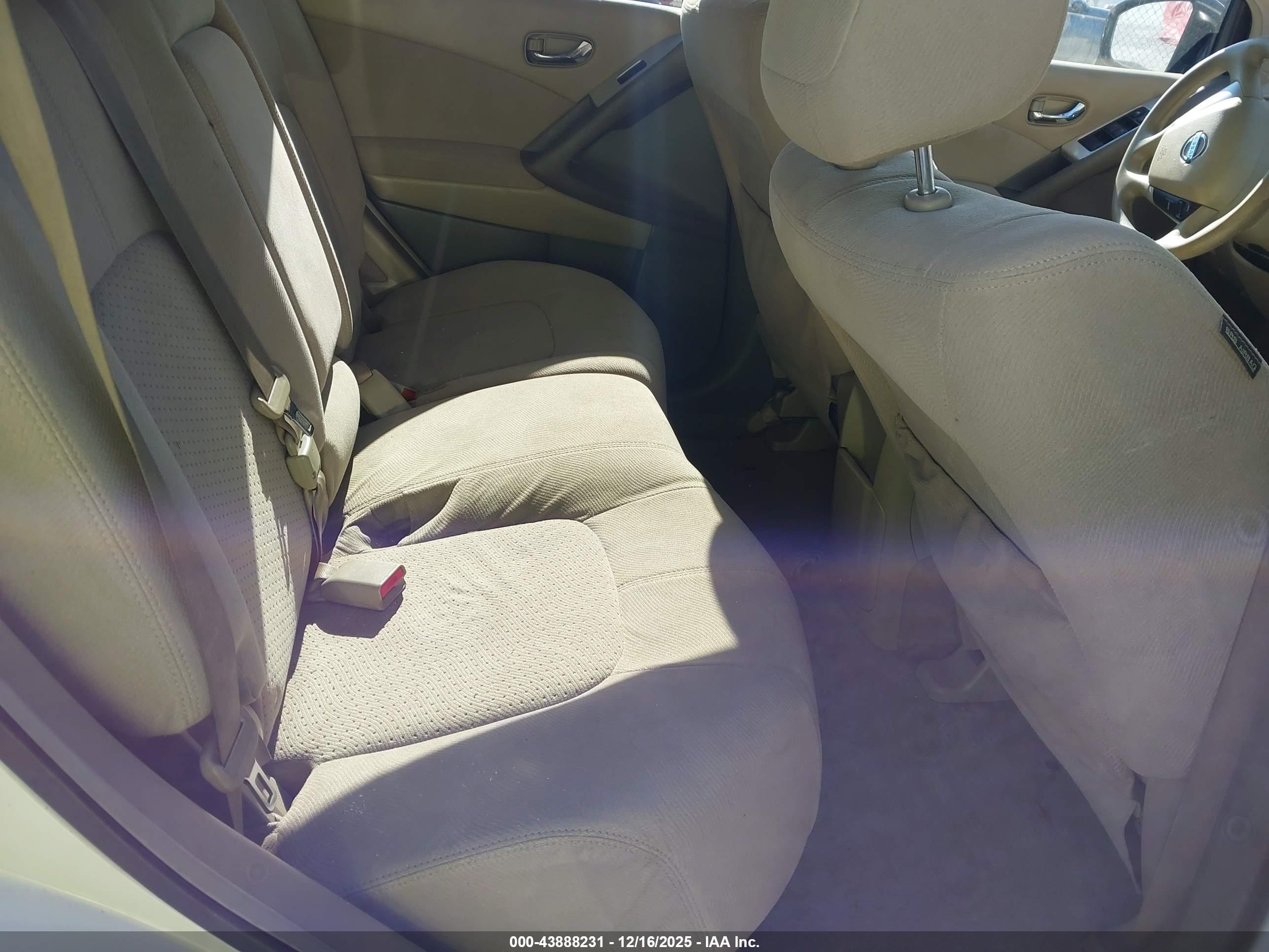 NISSAN MURANO image 8