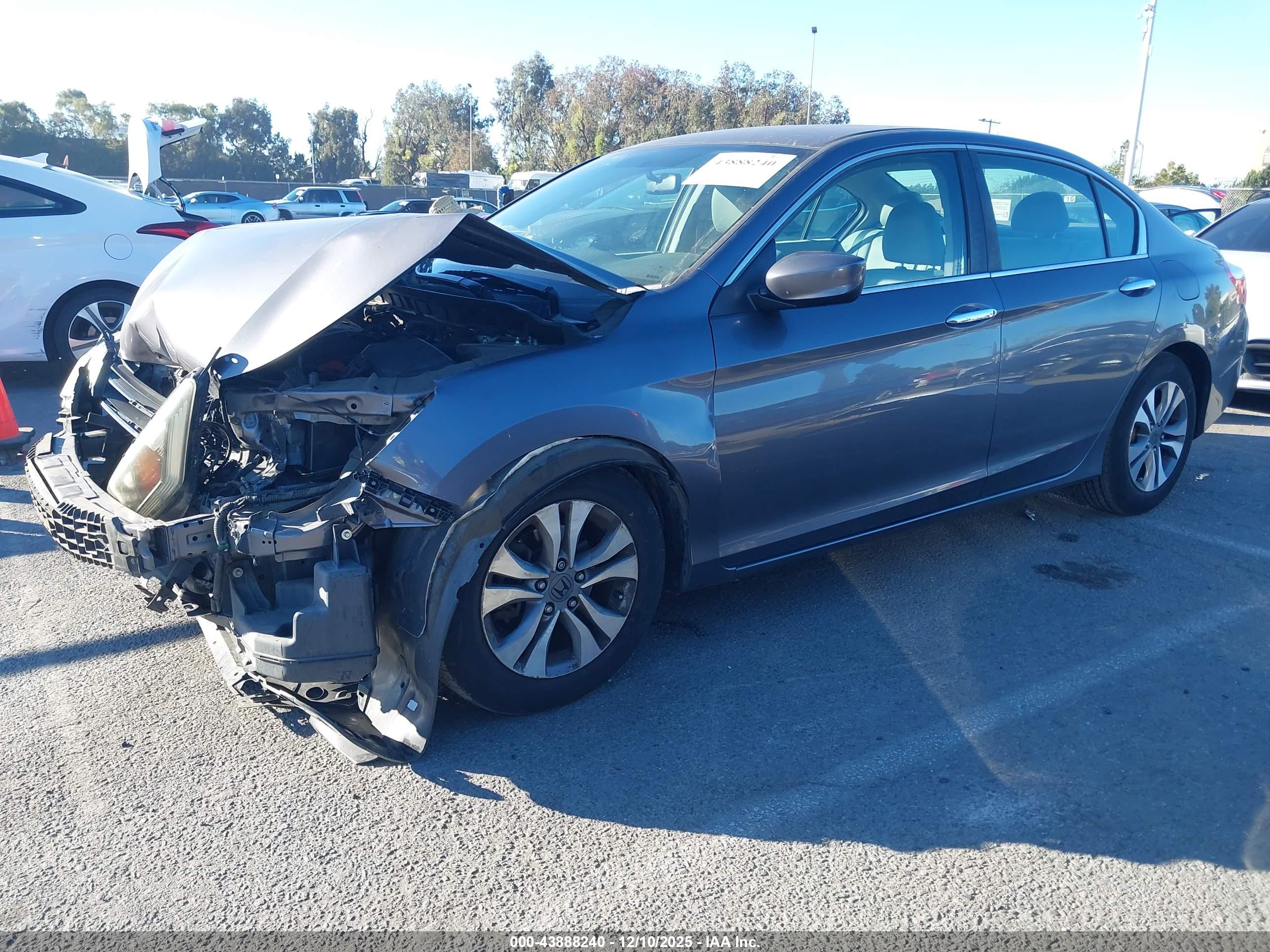 HONDA ACCORD image 2