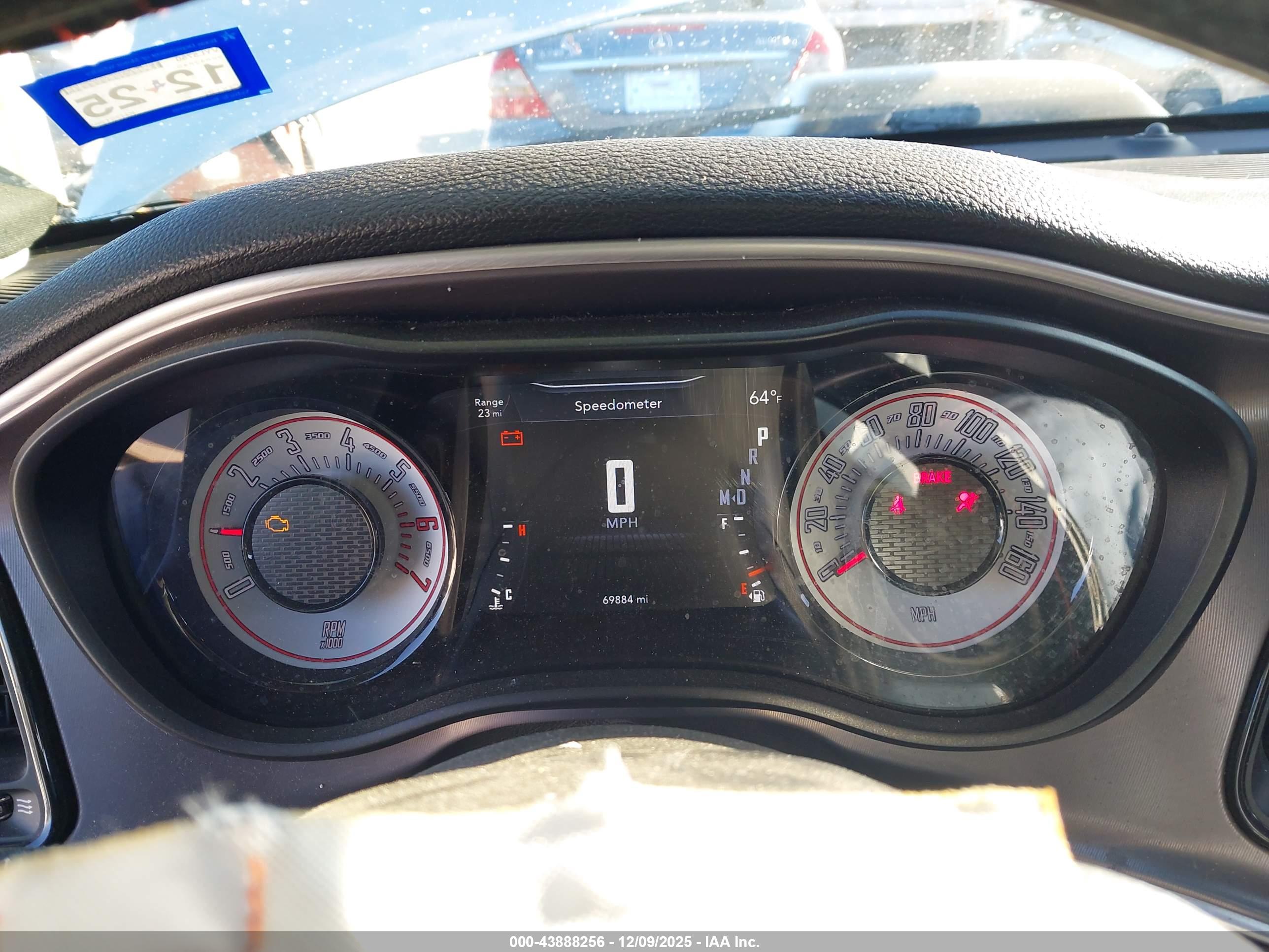 DODGE CHALLENGER image 7