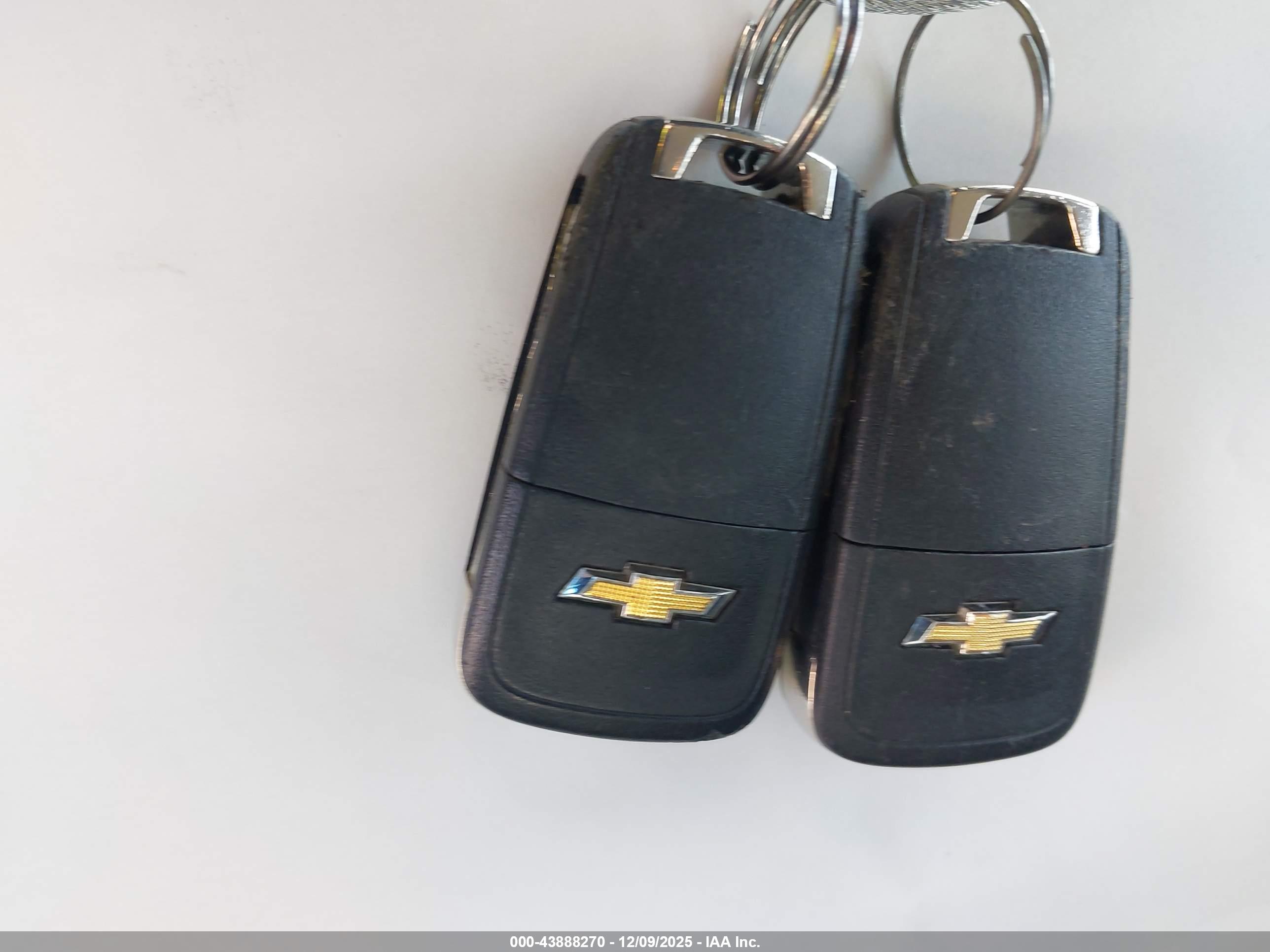 CHEVROLET VOLT image 11