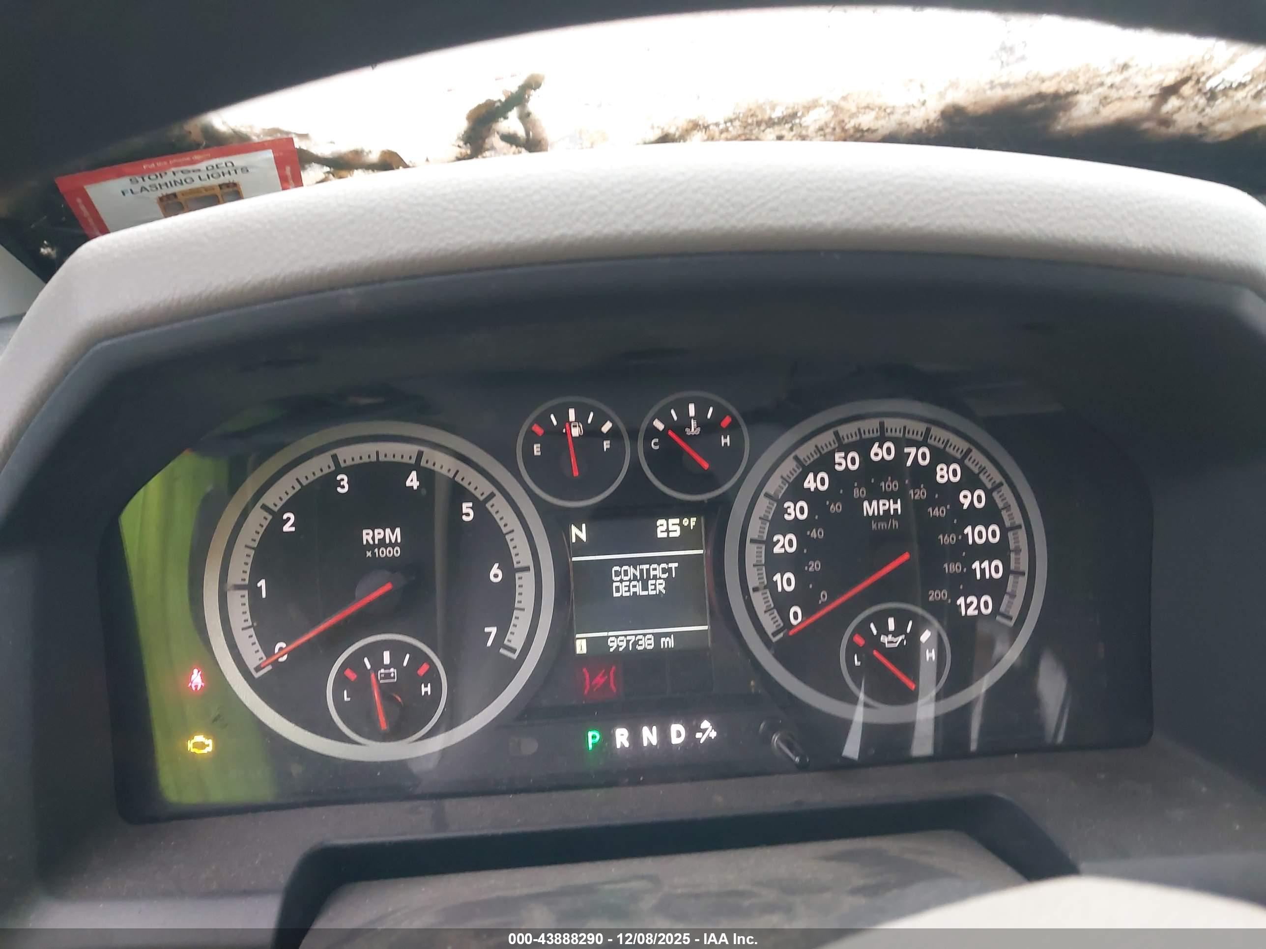 DODGE RAM image 7