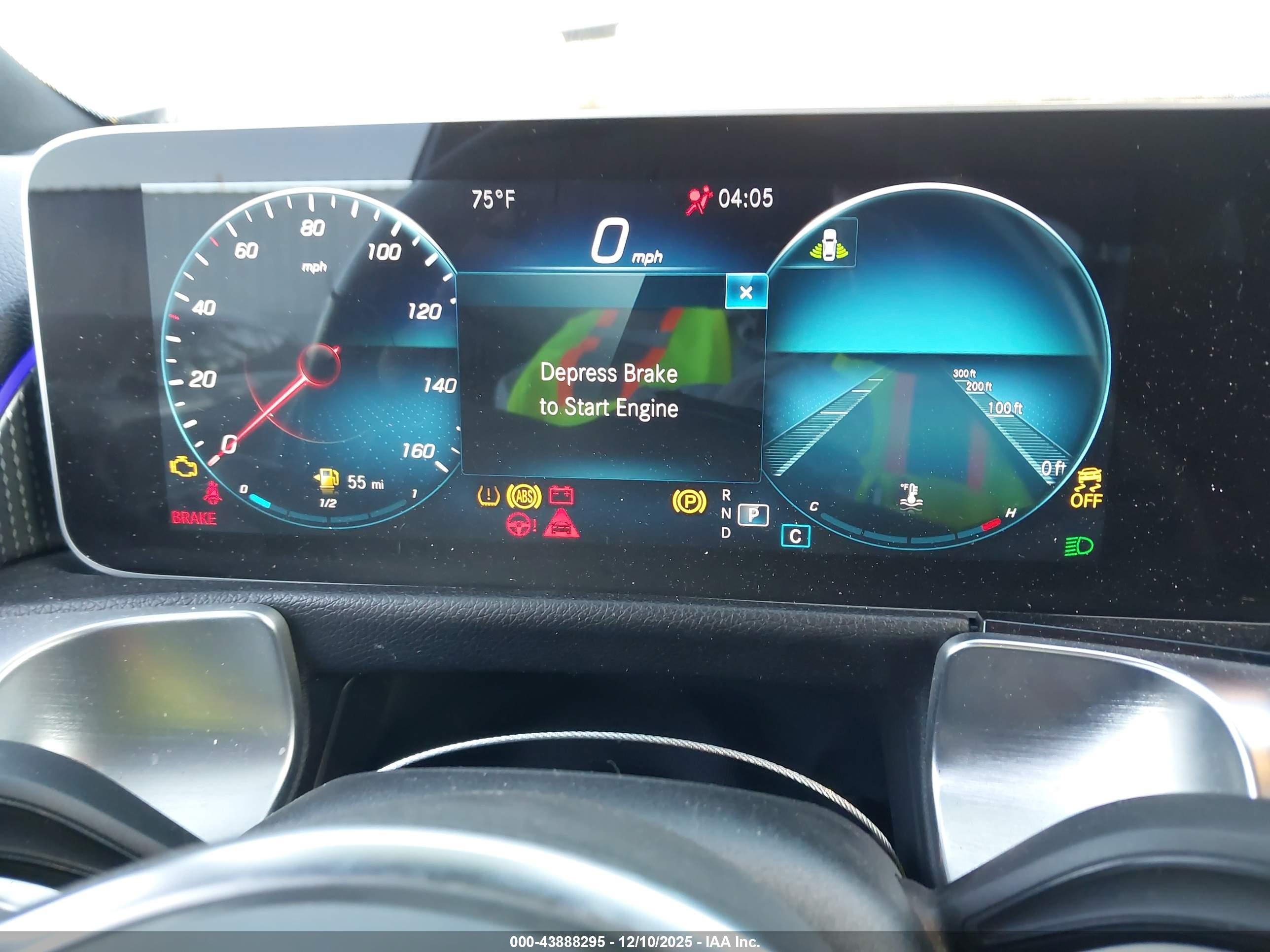 MERCEDES-BENZ GLB image 7