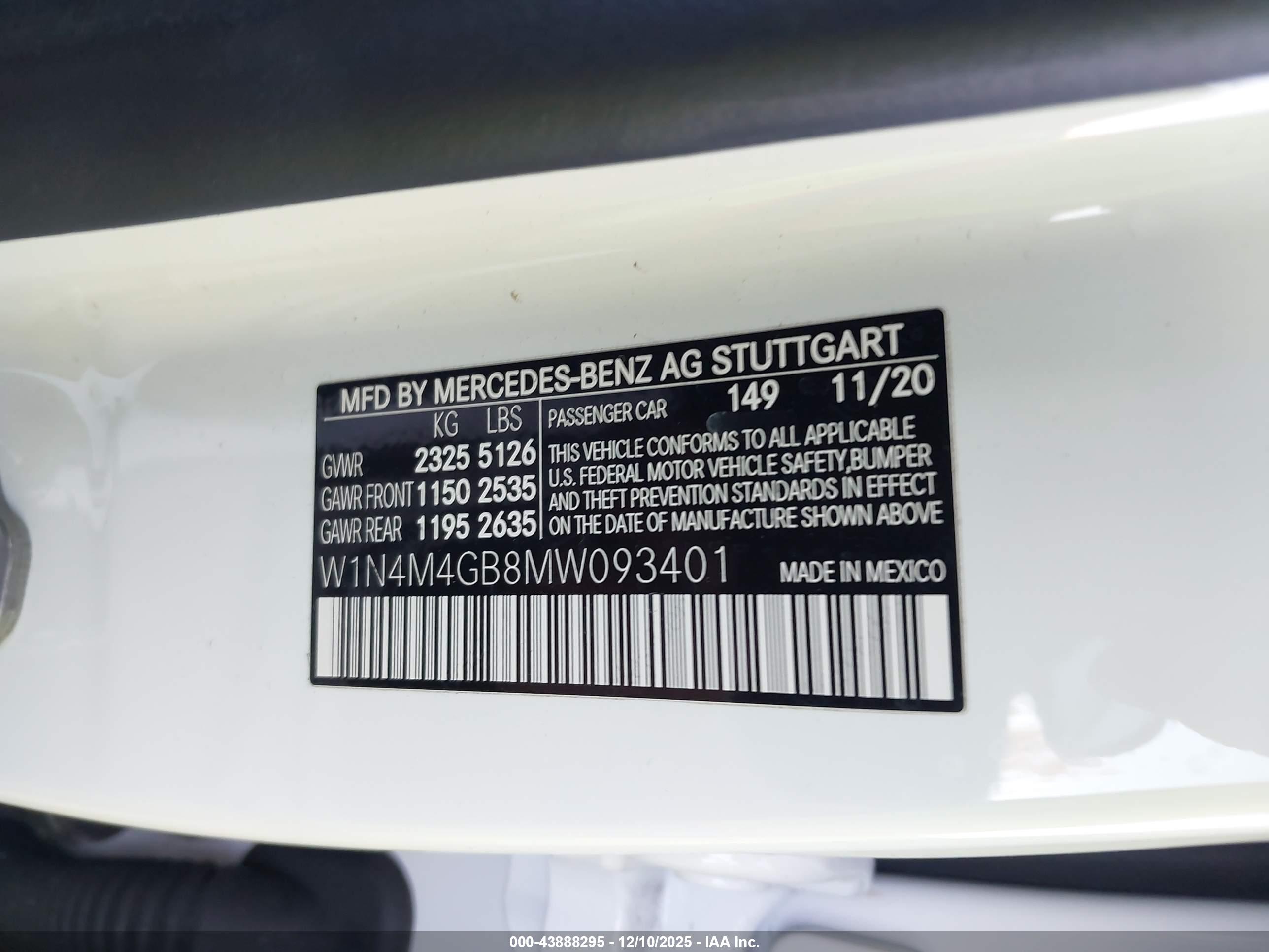 MERCEDES-BENZ GLB image 9