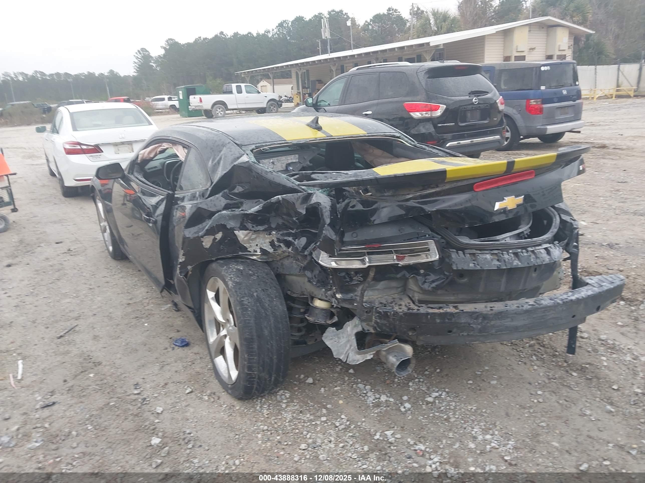 CHEVROLET CAMARO image 6