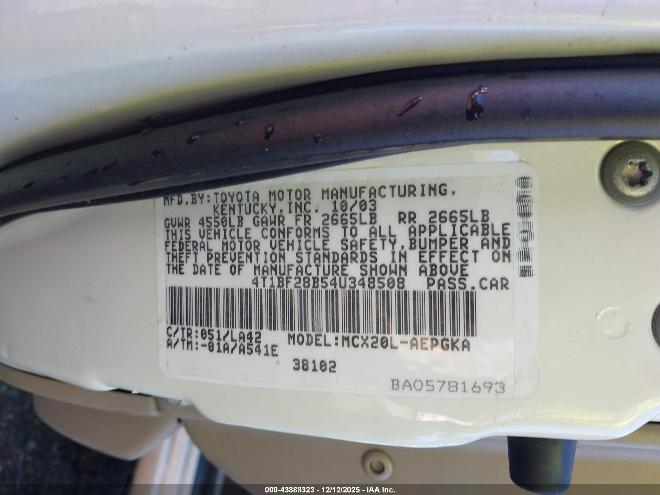 TOYOTA AVALON image 9