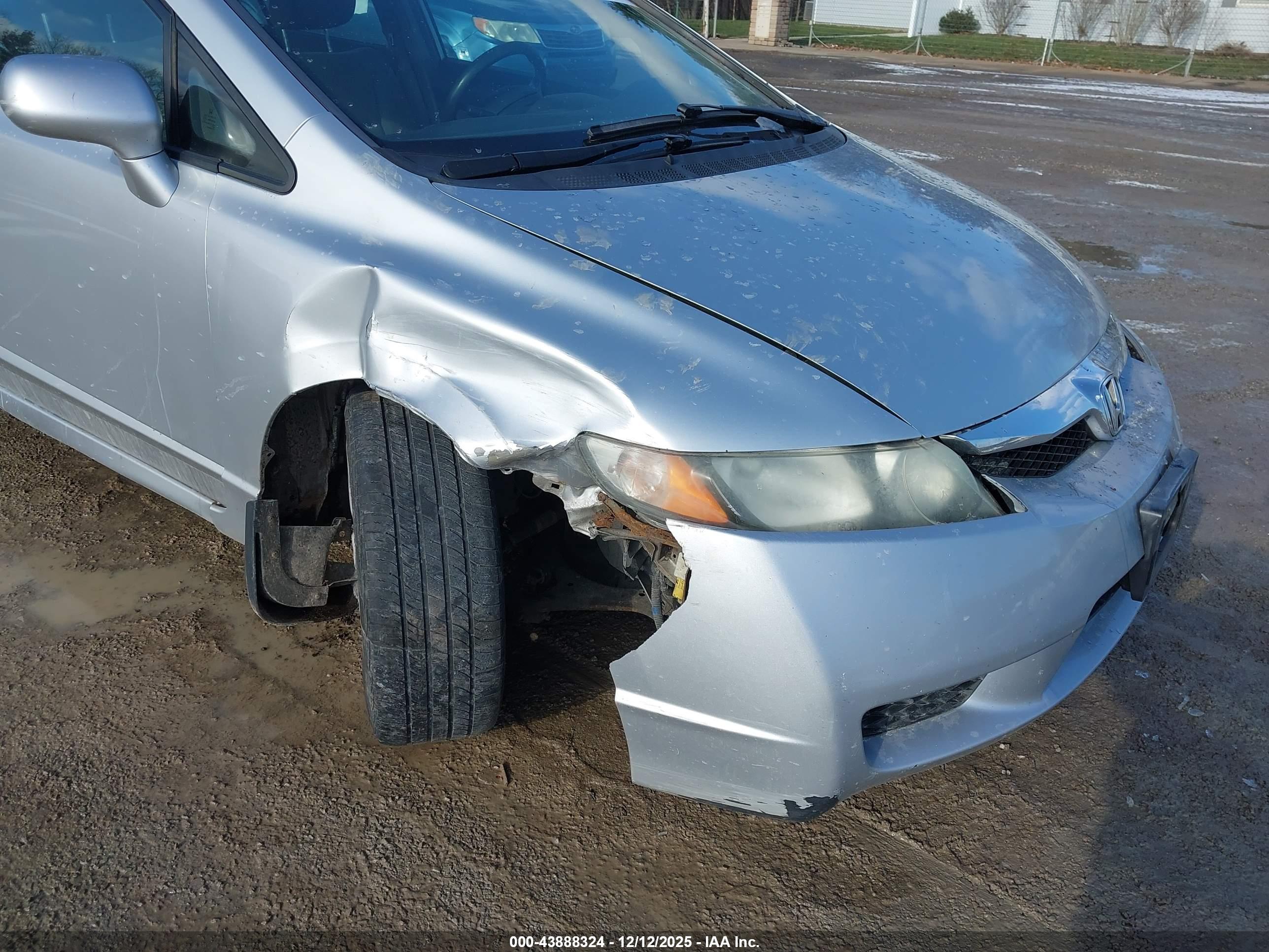HONDA CIVIC image 6