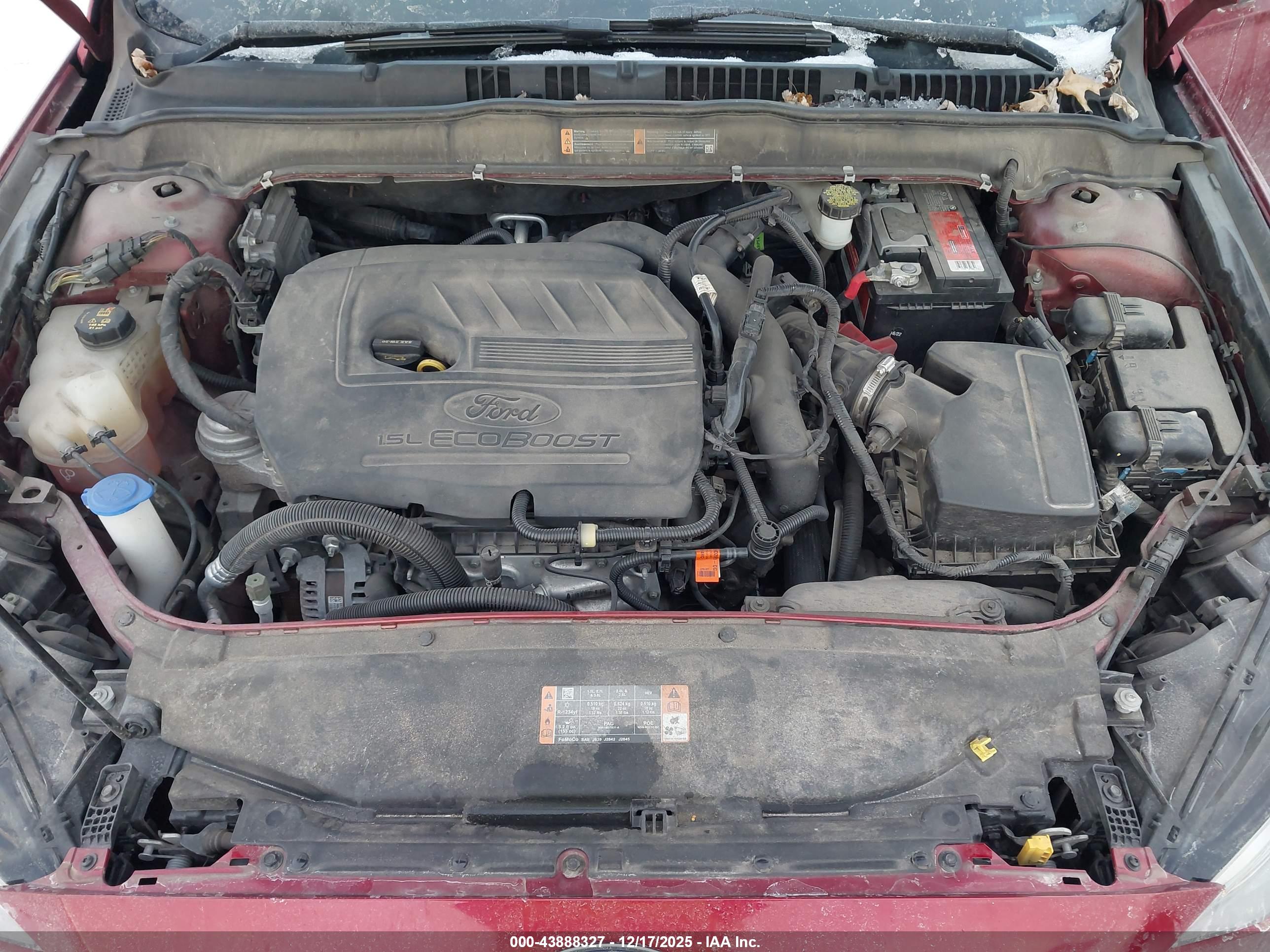 FORD FUSION image 10