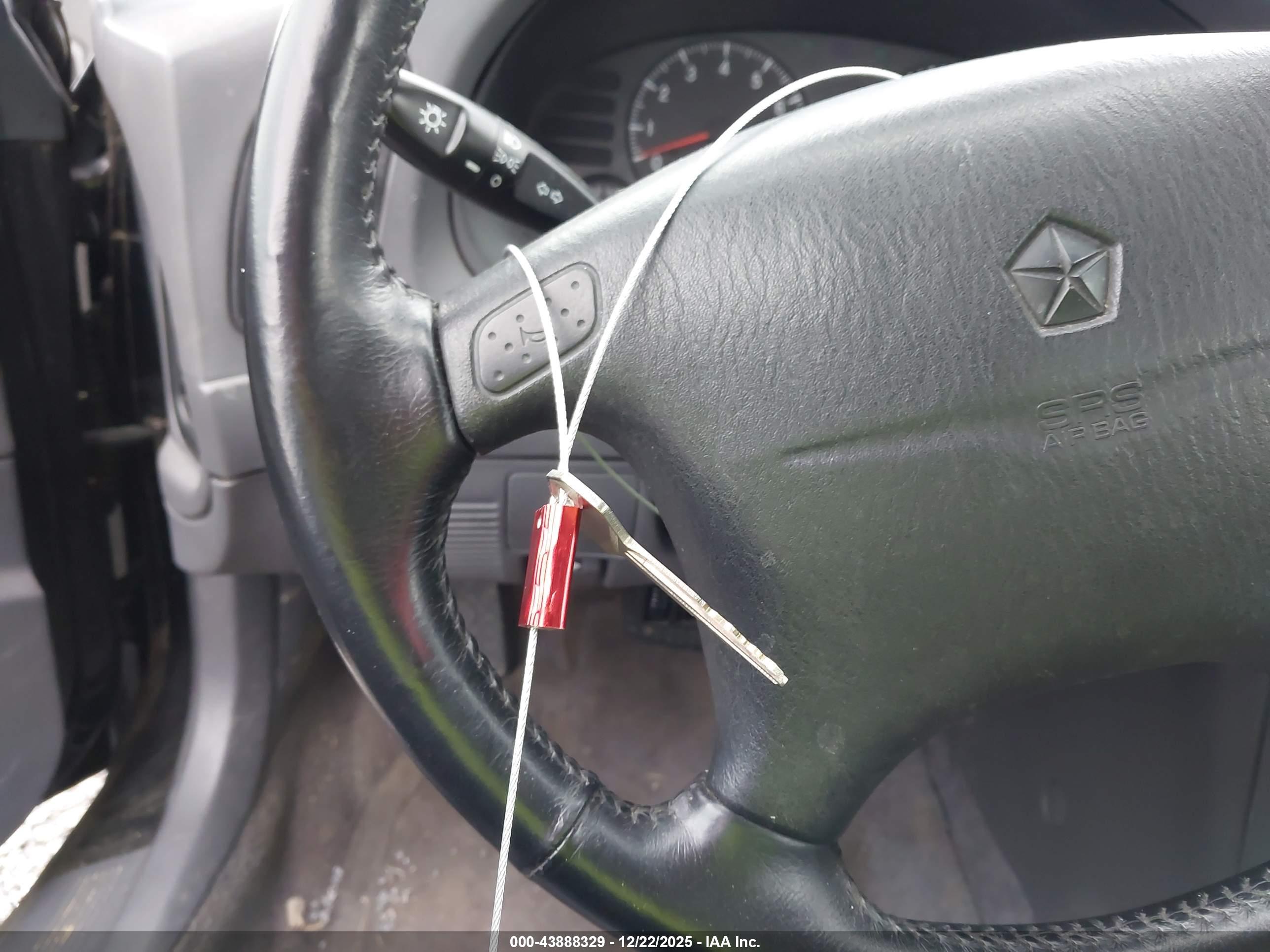 CHRYSLER SEBRING image 11