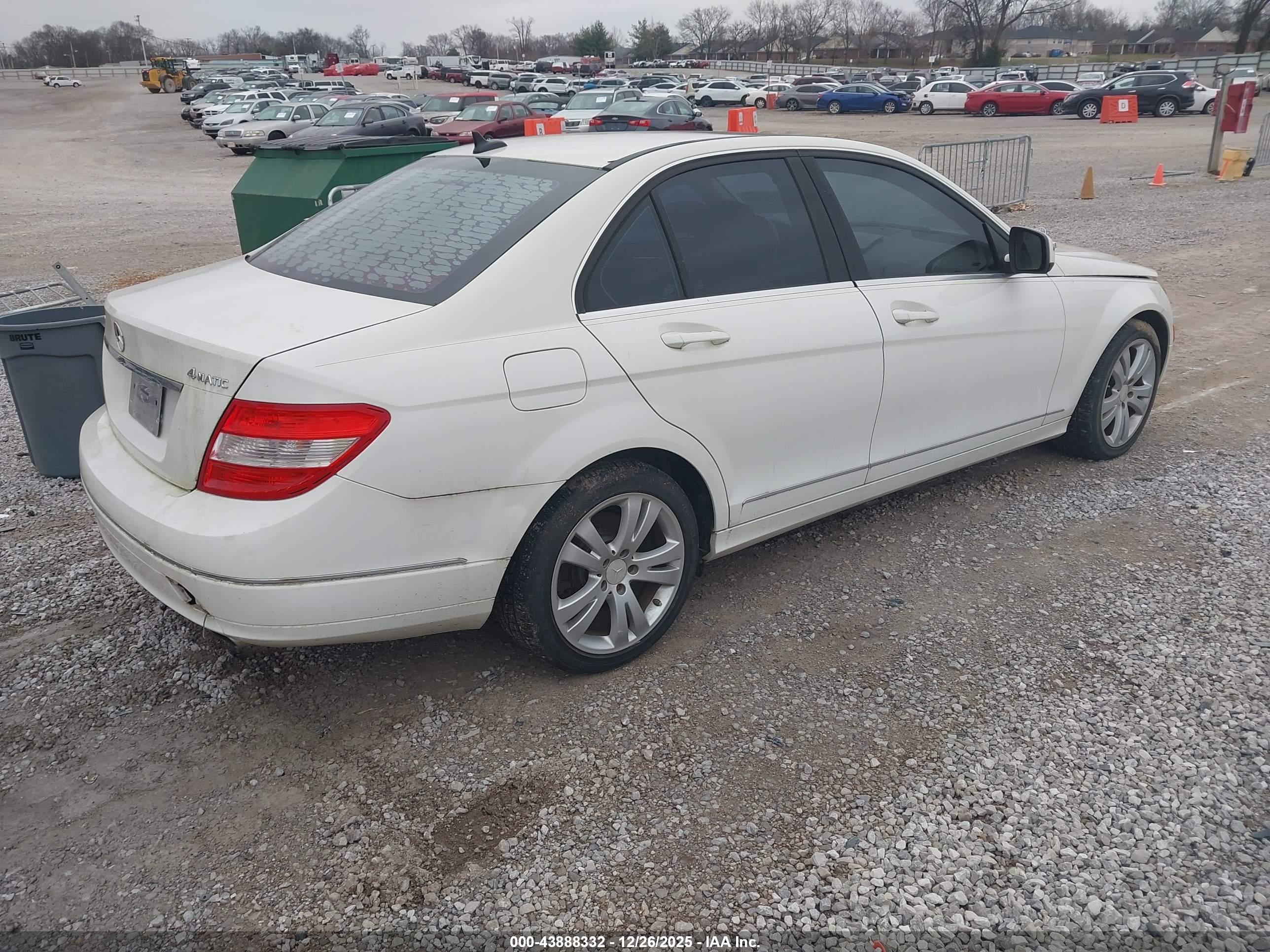 MERCEDES-BENZ C image 4
