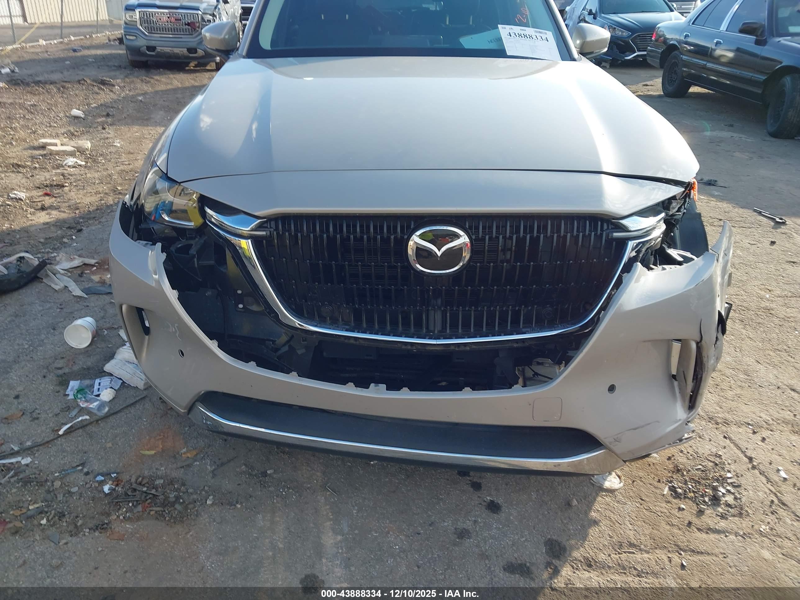 MAZDA CX-90 image 6