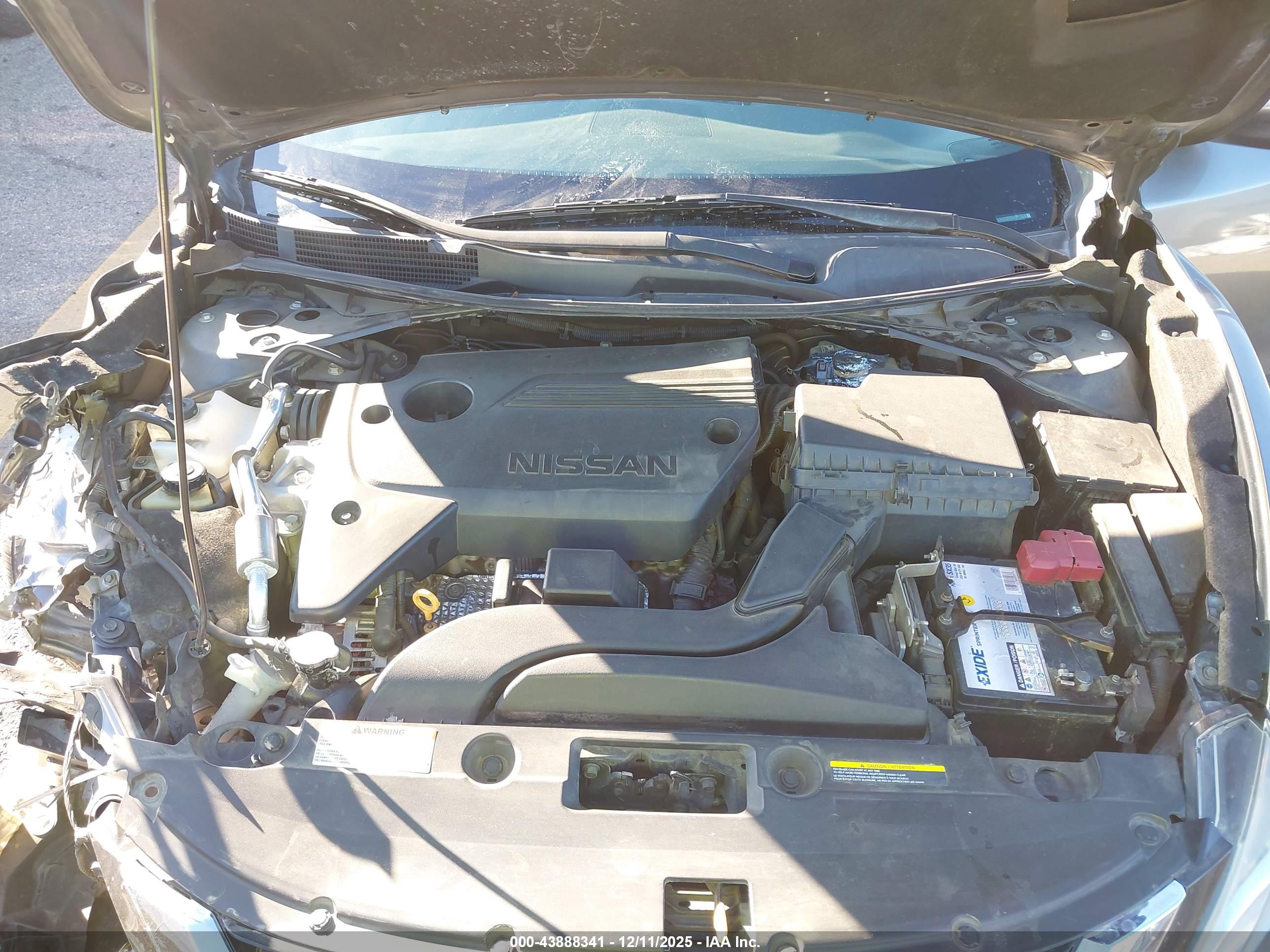 NISSAN ALTIMA image 10