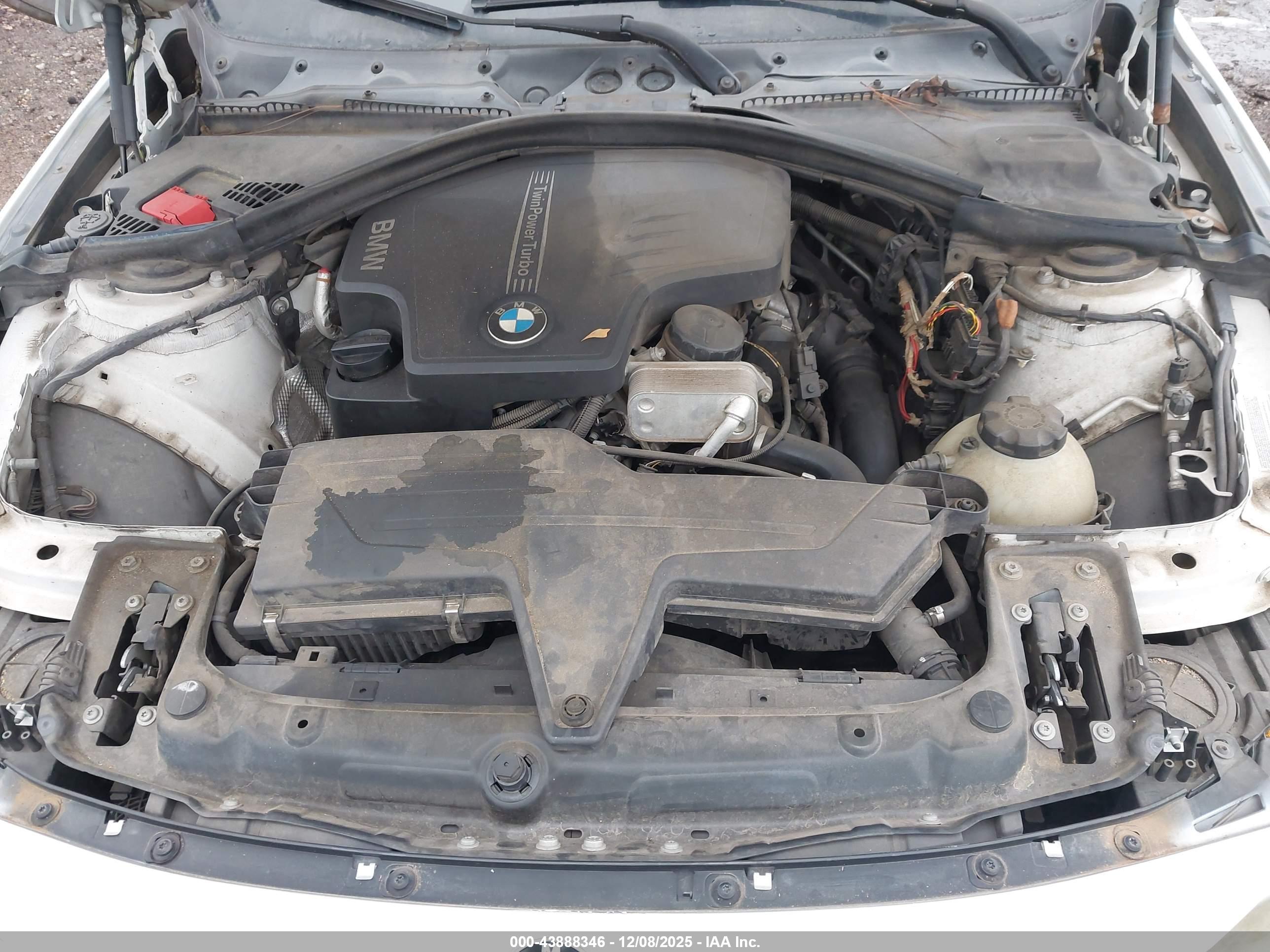 BMW 328I image 10