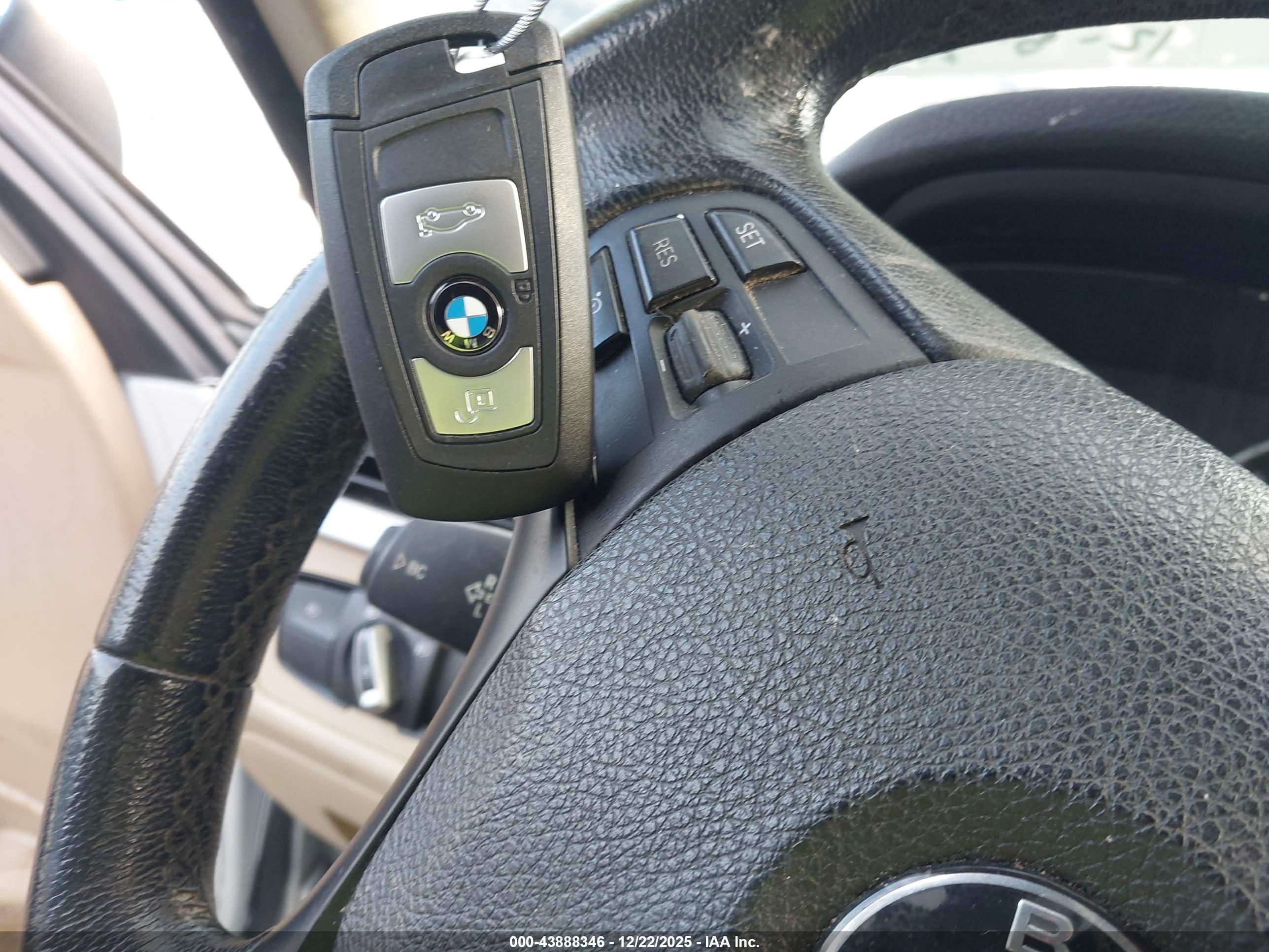 BMW 328I image 11